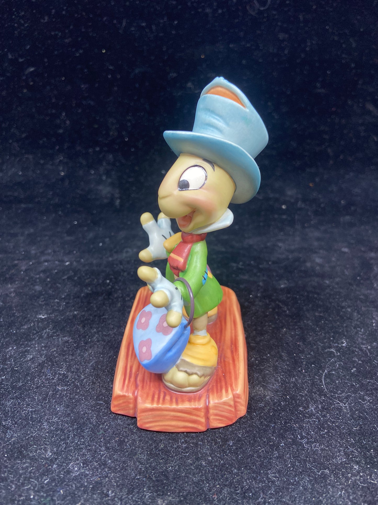Walt Disney Collectors Society Jiminy Cricket Sculpture (23661)