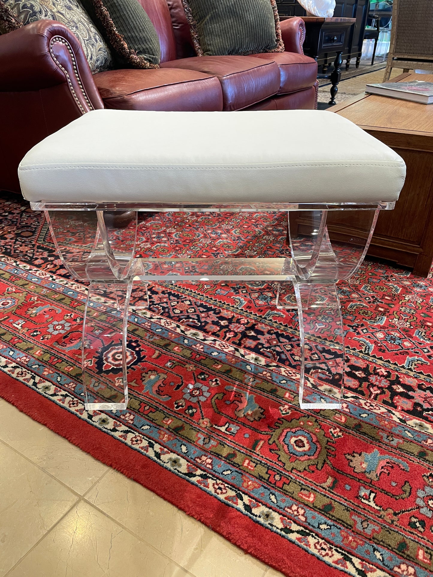 X-Base Lucite Vanity Bench (01B01H)