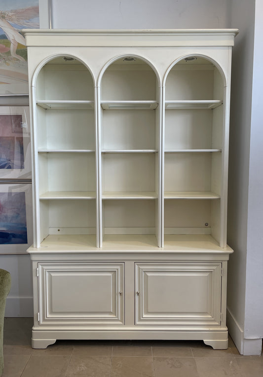 Stanley Dome Topped Bookcase (0CF019)