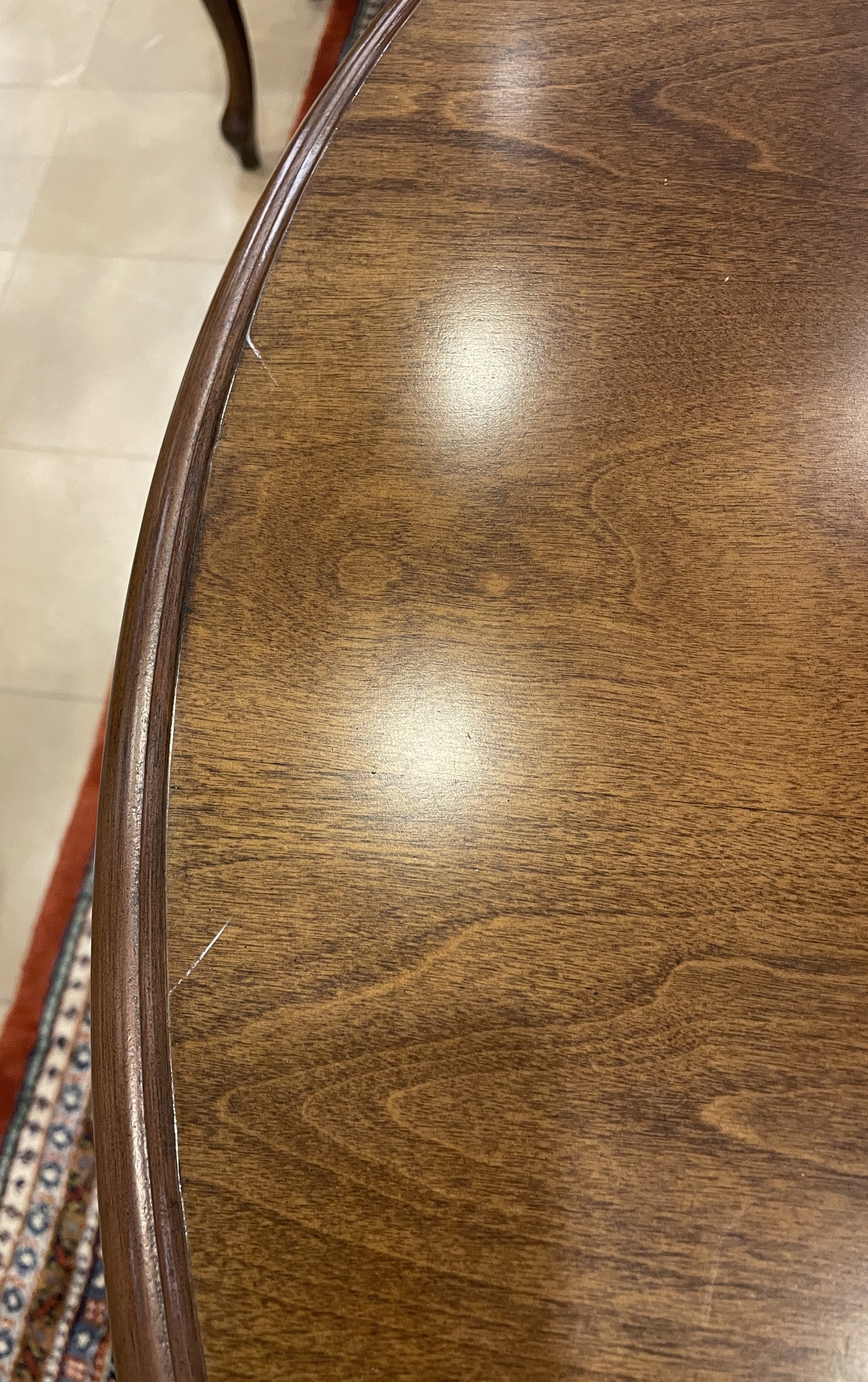 Safavieh Shabby Chic Round Table and 4 Chairs (0OA004)