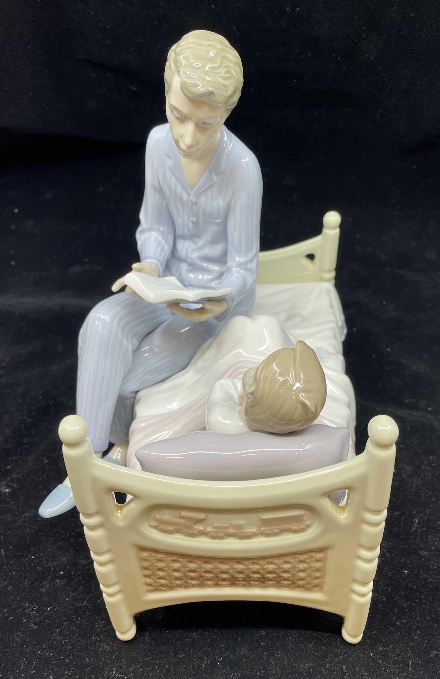 Lladro #5899 Just One More (BOX) (08P00B)