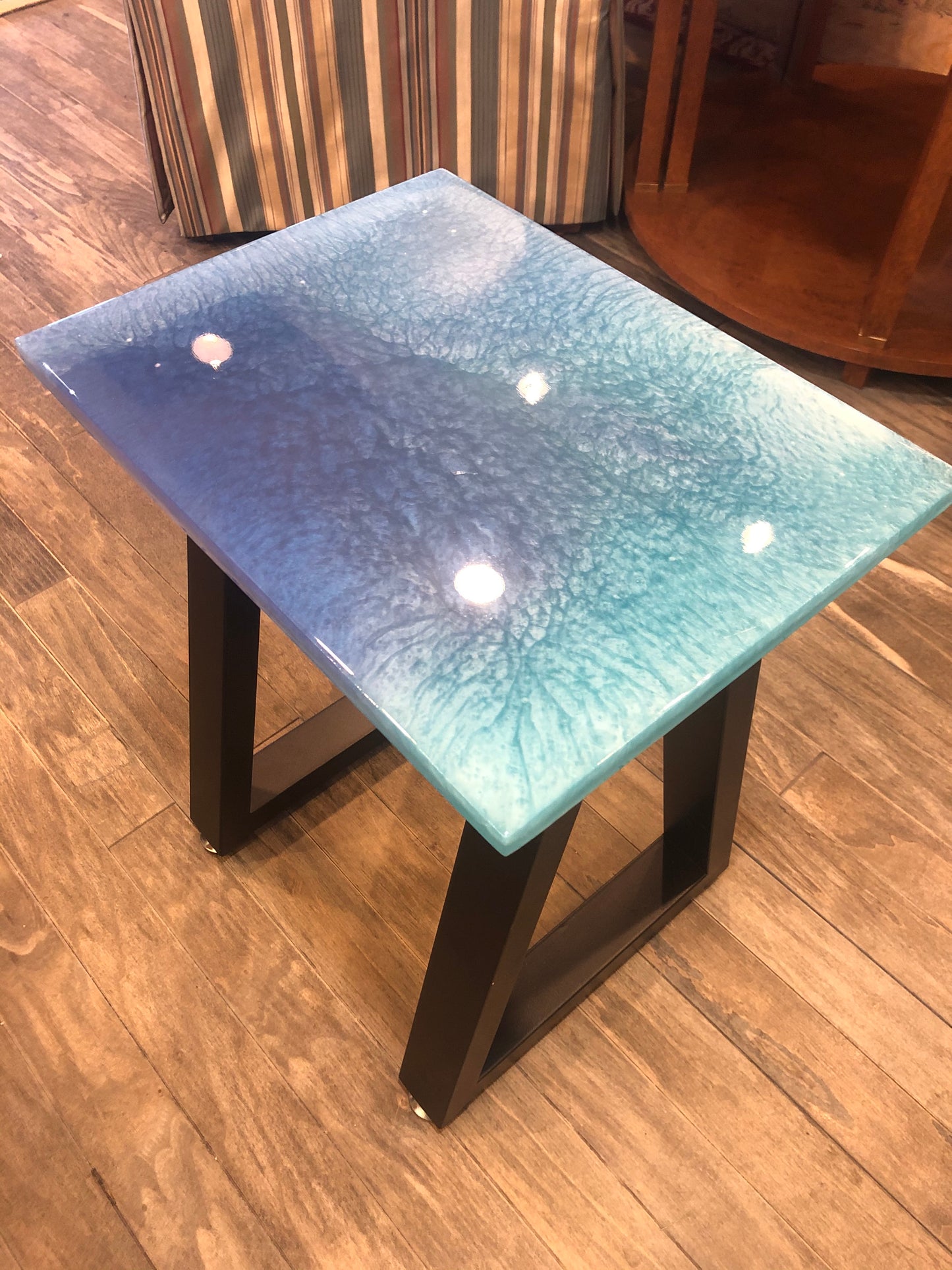 Blue Resin Stool/Table (23987)