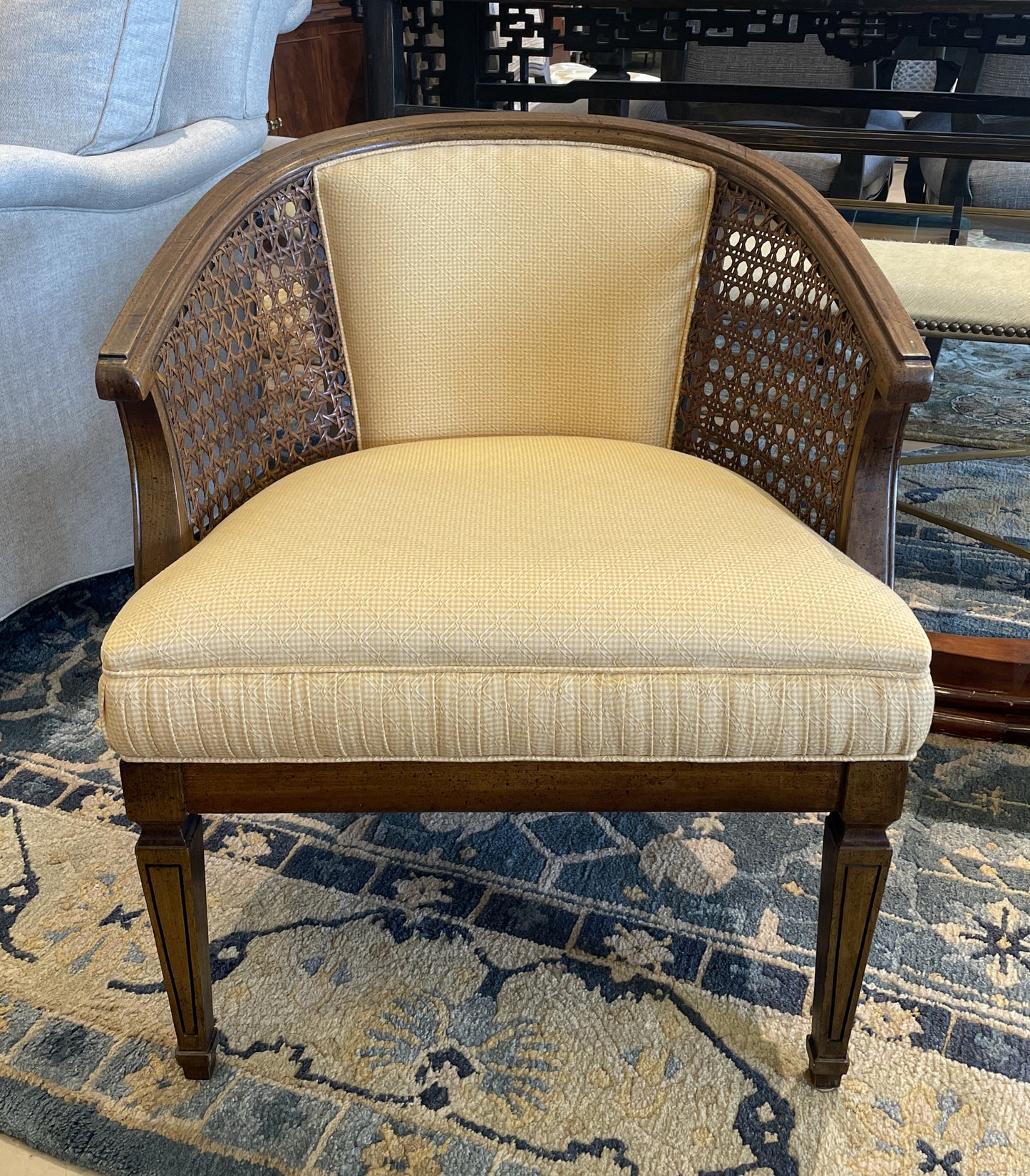 Caned Back Barrel Chair (0CI001)