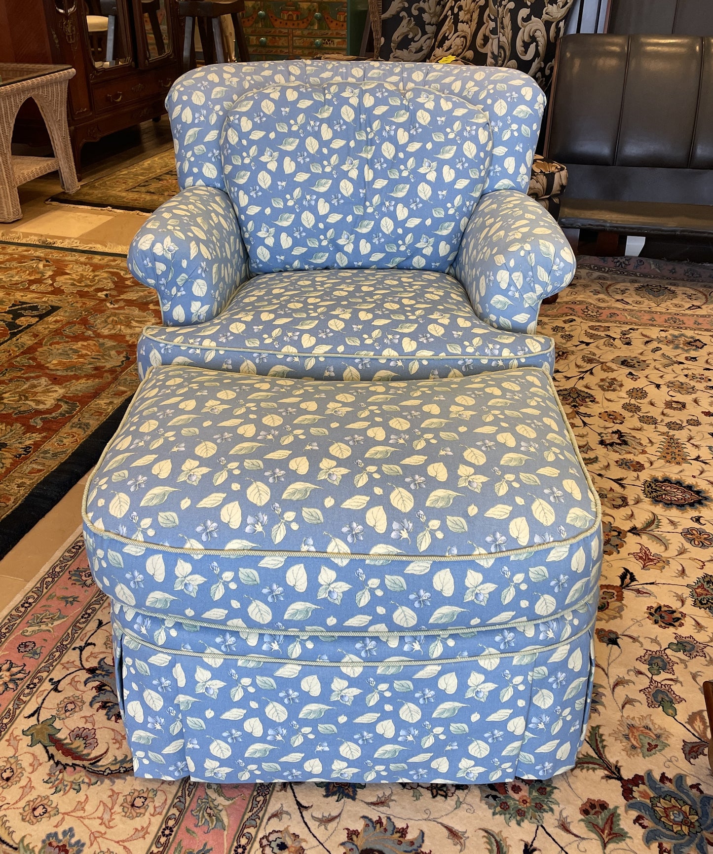 Pearson Blue Floral Chair with Ottoman (0CF00M)