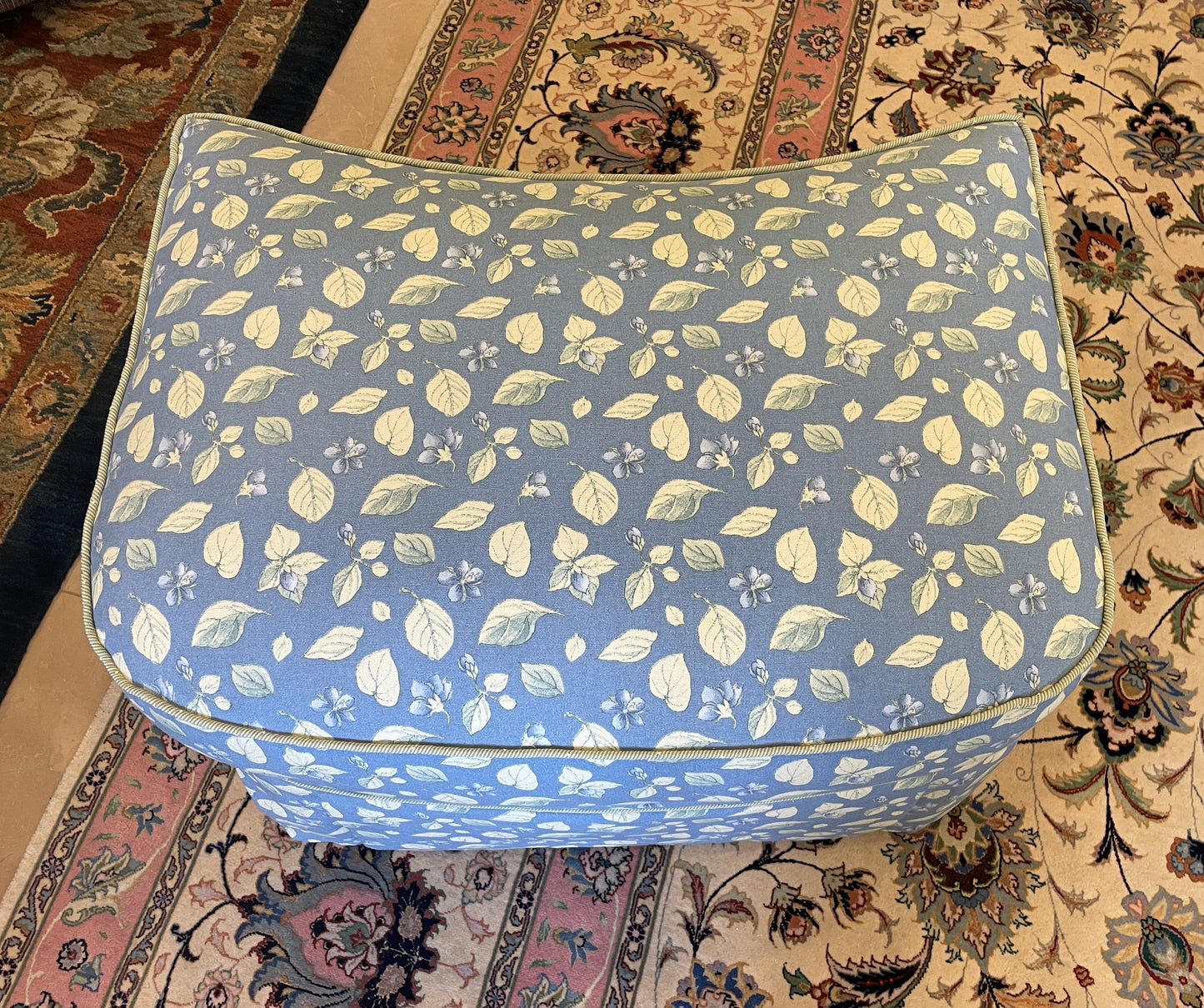 Pearson Blue Floral Chair with Ottoman (0CF00M)