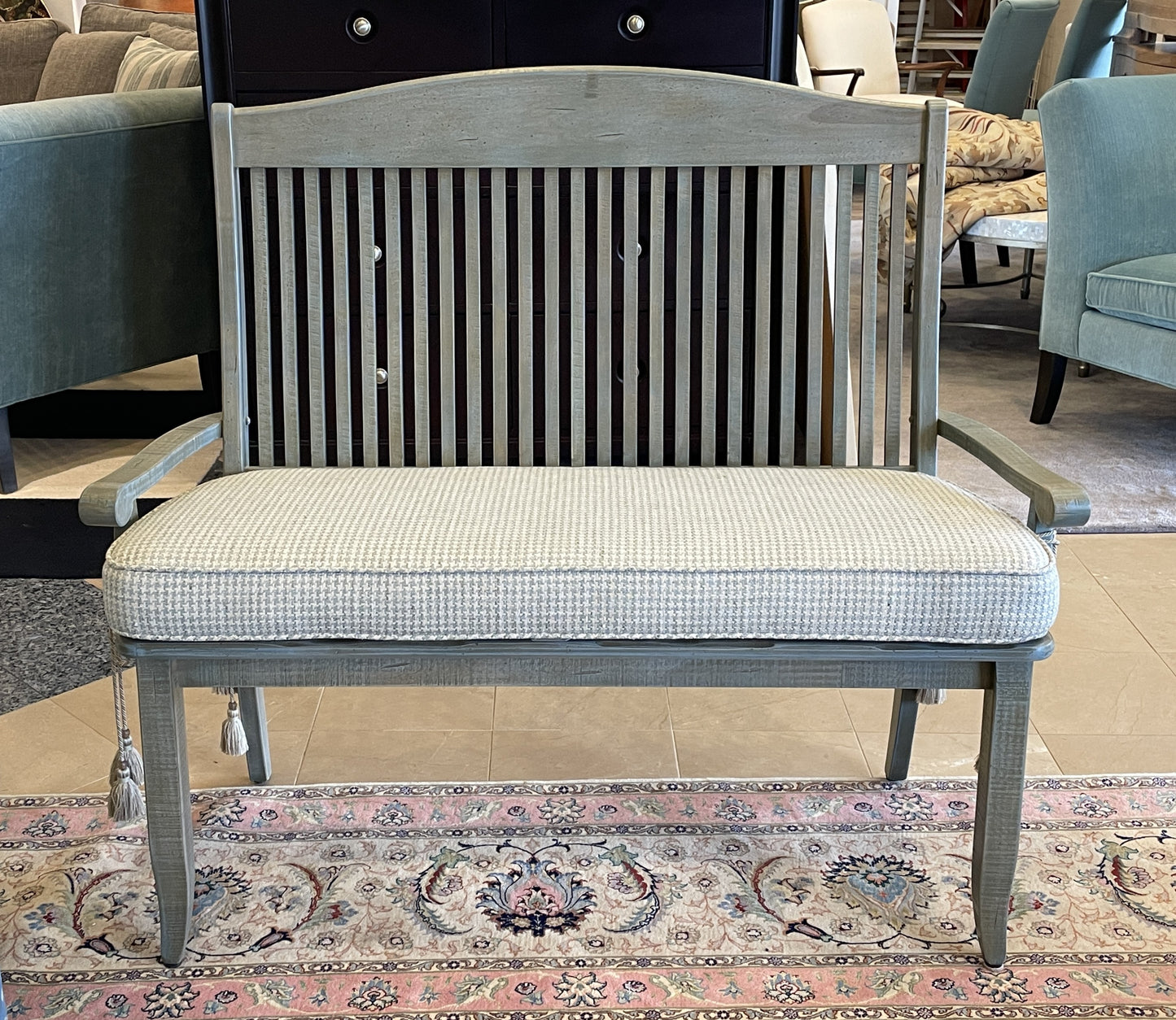 Canadel Windsor Bench (0CF01C)