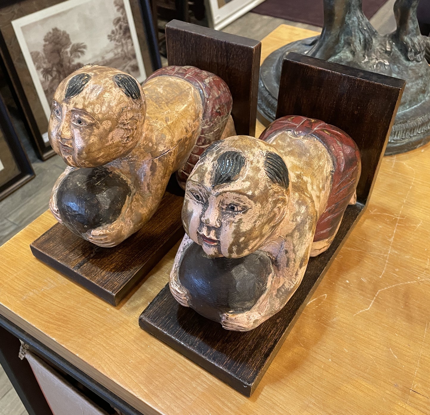 Opium Pillow Babies Bookends, a pair (0KQ003)