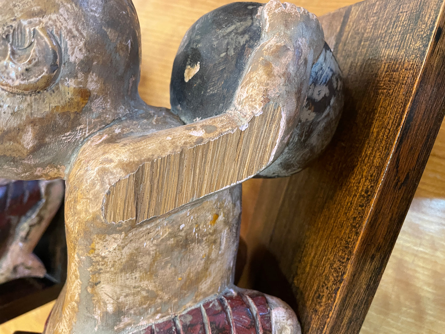 Opium Pillow Babies Bookends, a pair (0KQ003)