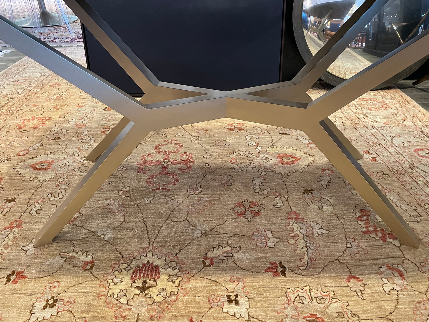Custom Modern Dining Table, attr. Restoration Harware Maslow (0G0010)