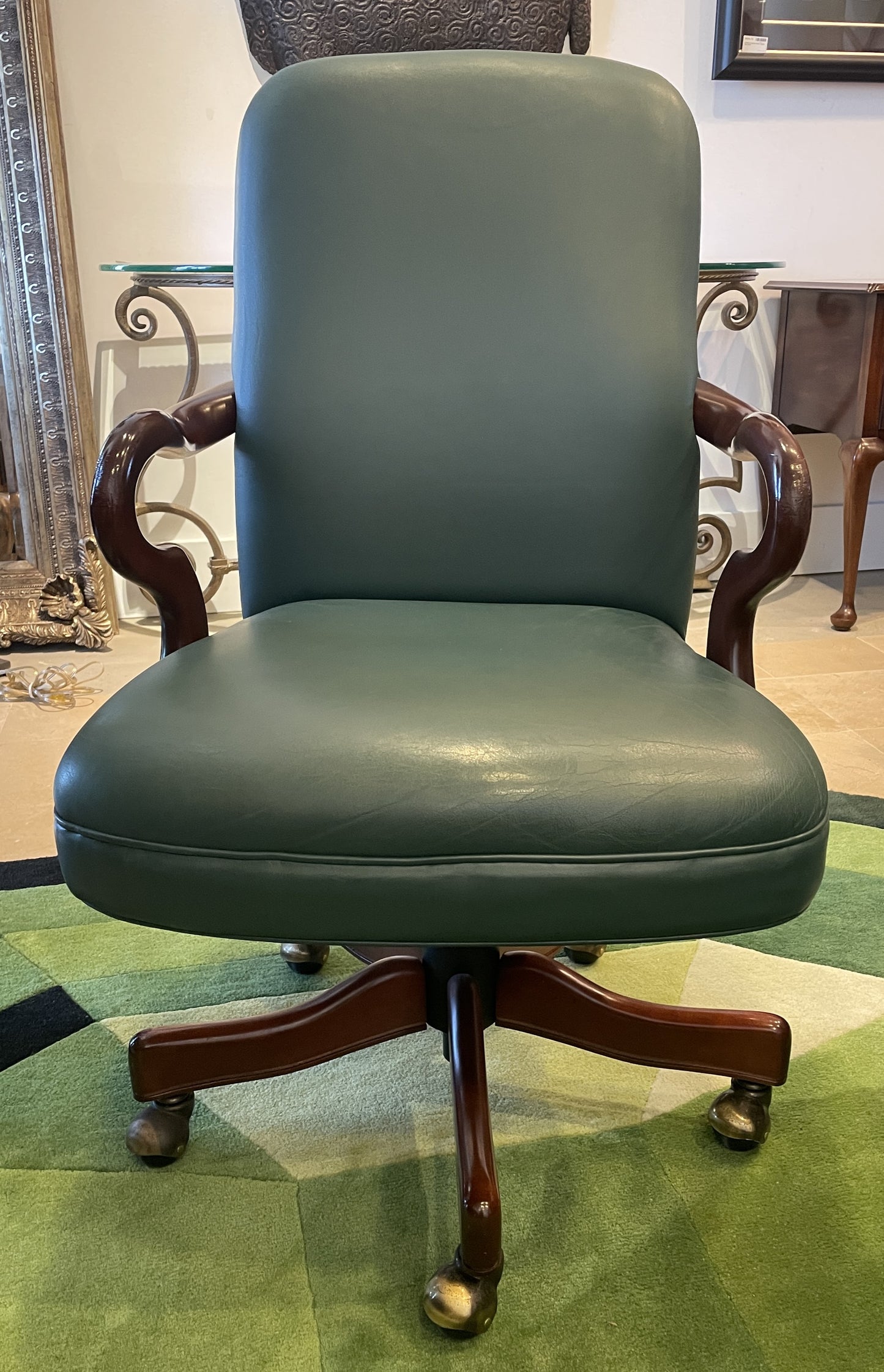 Faux Leather Executive Desk Chair in Green (0KM002)