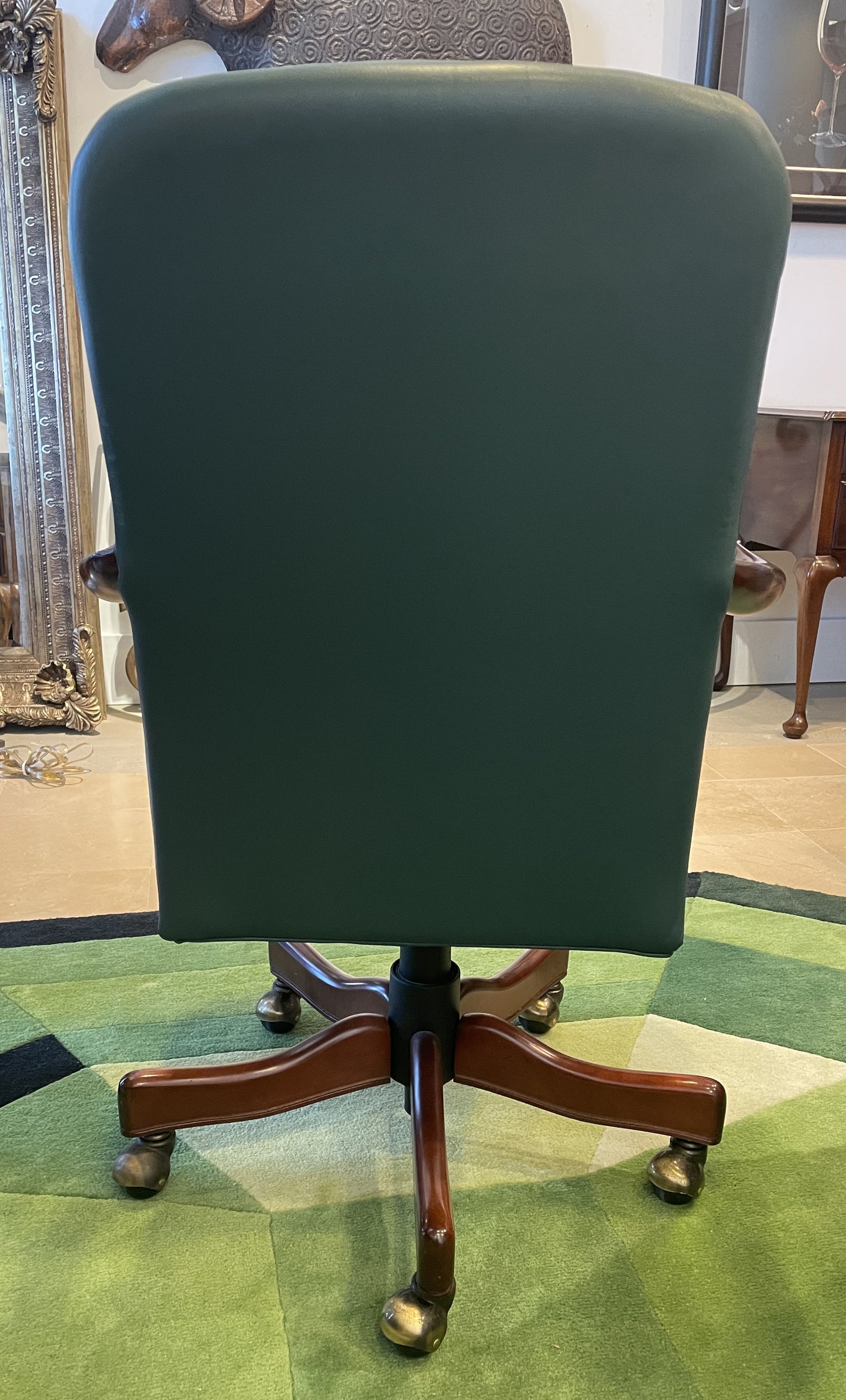 Faux Leather Executive Desk Chair in Green (0KM002)
