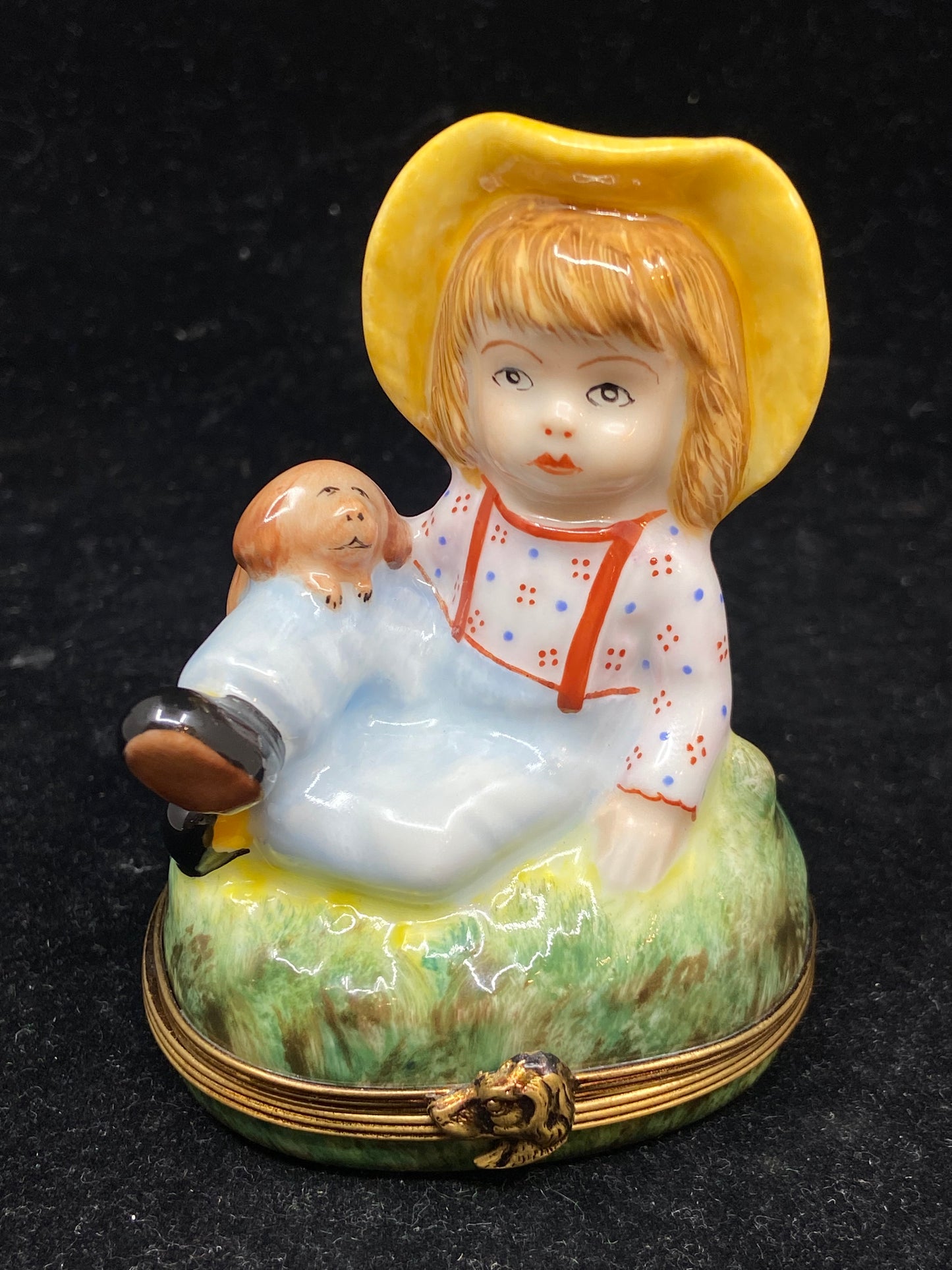 Limoges Sitting Child with Dog (27389)