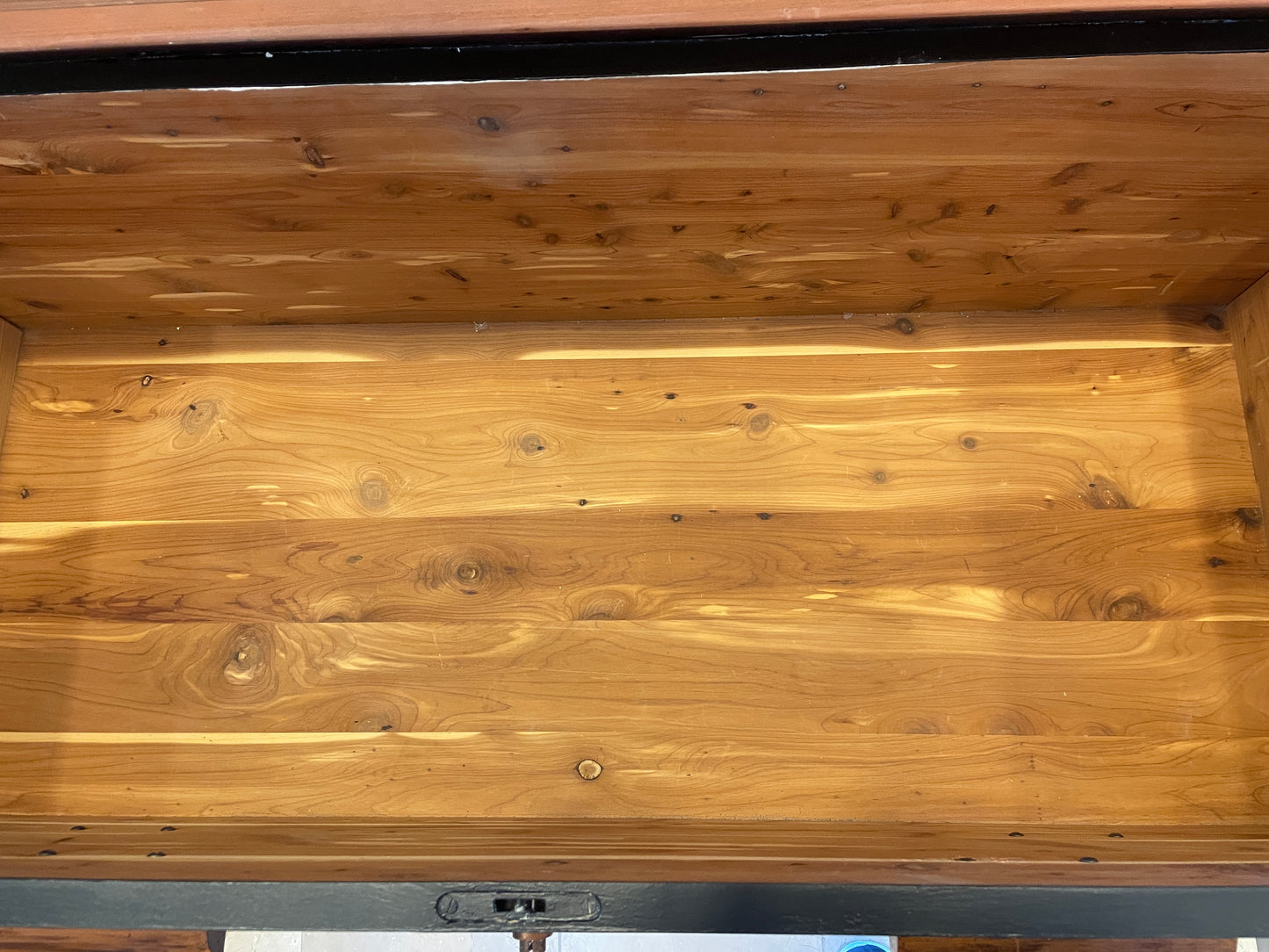 Modernized Cedar Chest on Stand (0KN003)