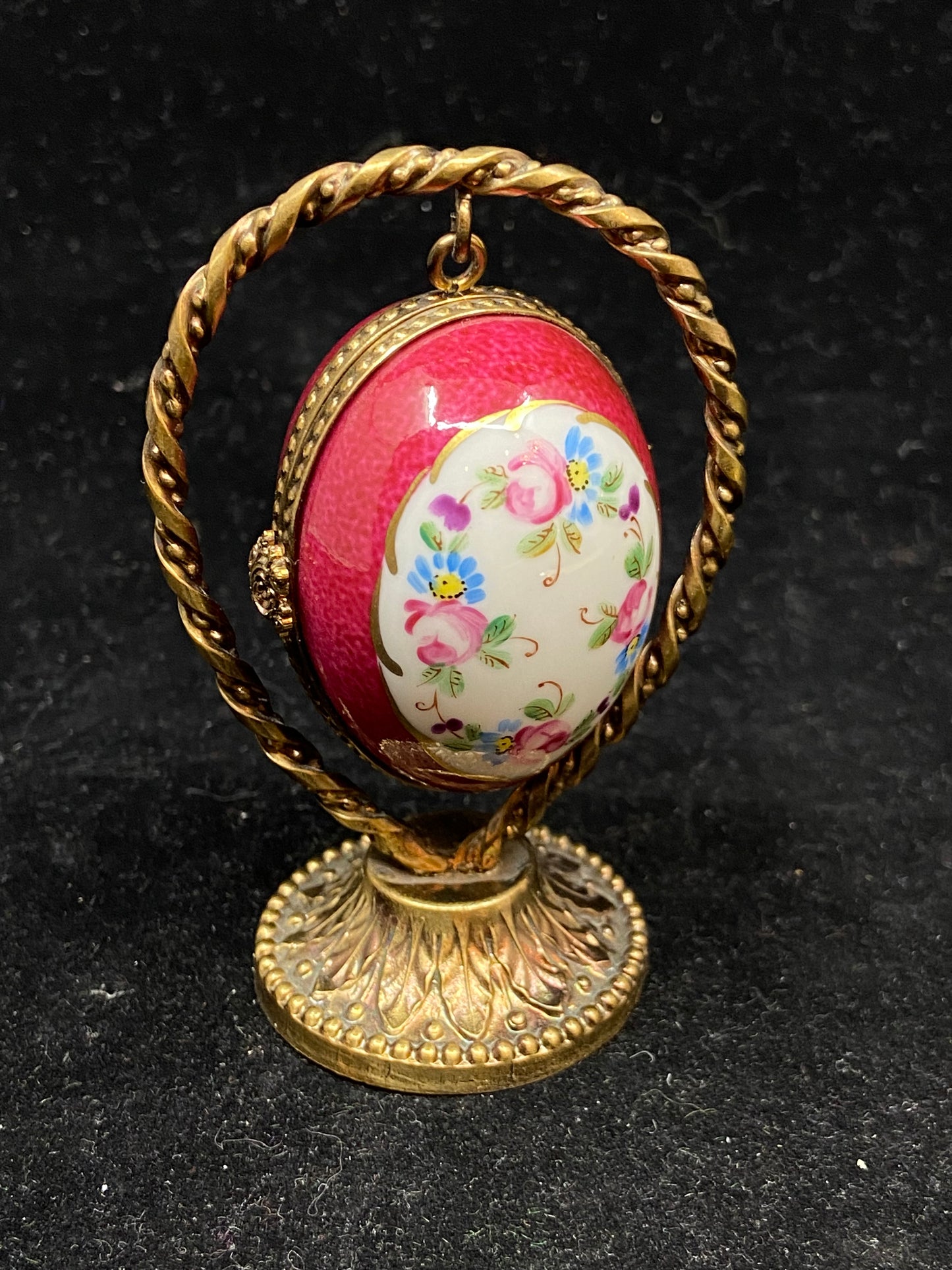 Limoges Hanging Egg (27401)