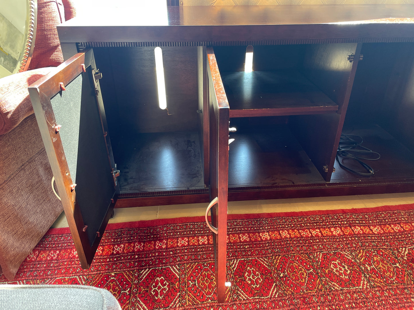 Cherry Entertainment Console, AS IS (0GZ005)