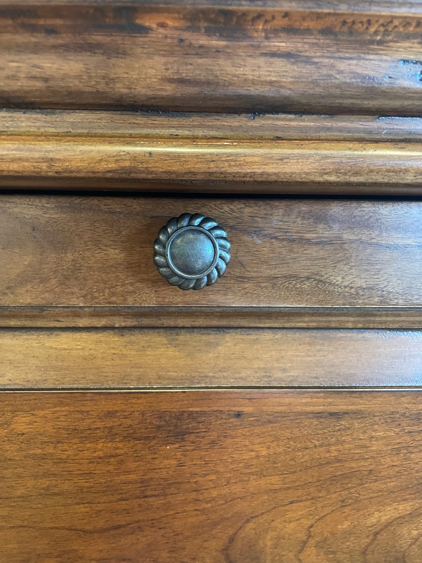 Howard Miller Bar Cabinet, AS IS (0GZ00D)