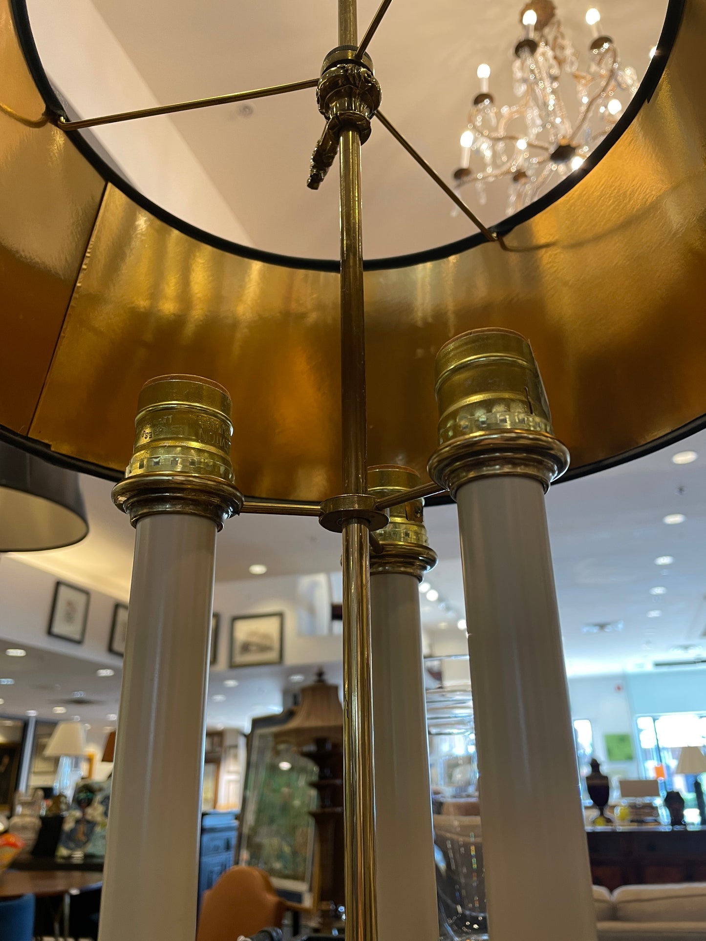 Regency Style Brass Desk Lamp with three Candle lights (0GZ00F)