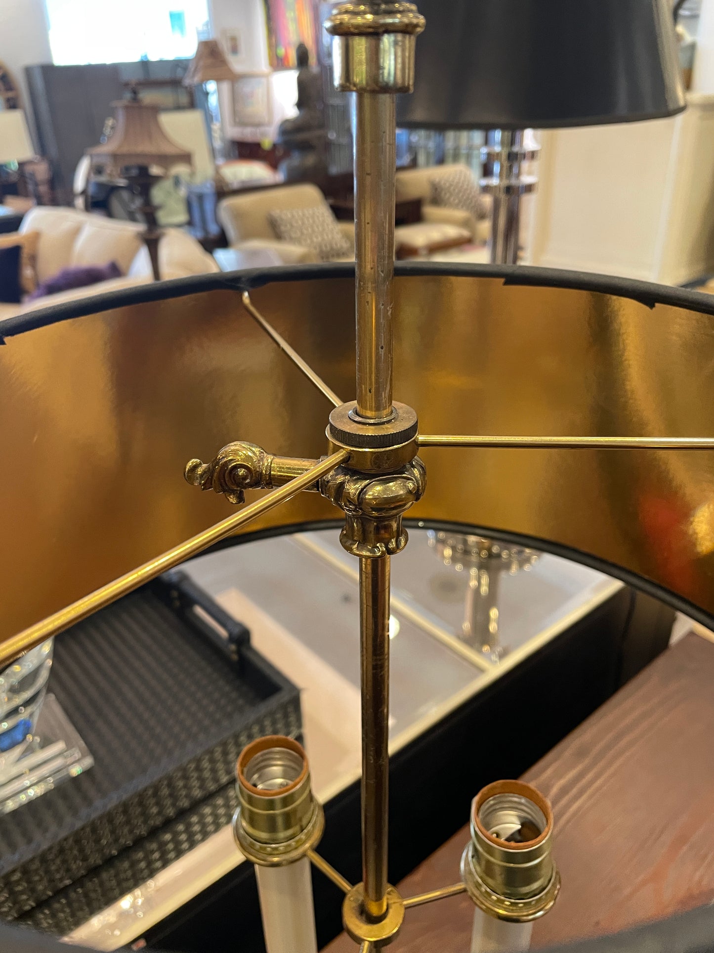 Regency Style Brass Desk Lamp with three Candle lights (0GZ00F)