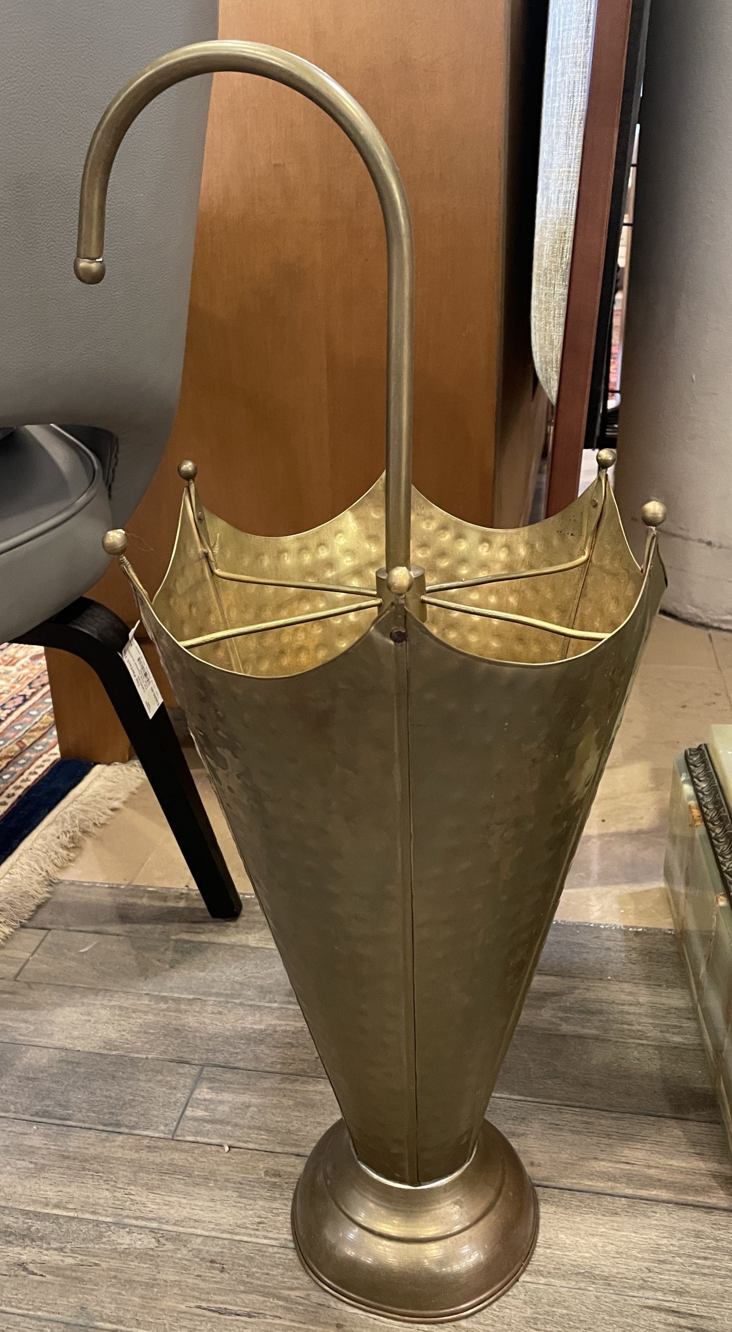 Figural Brass Umbrella Holder (0H000D)