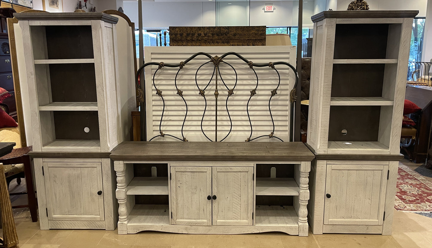 Signature Design Three Piece Wall Unit (0OA003)