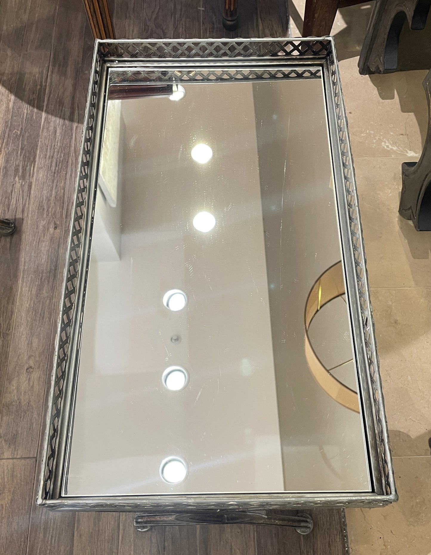 Metal and Mirrored Nesting Tables, set of 2 (01D02M)