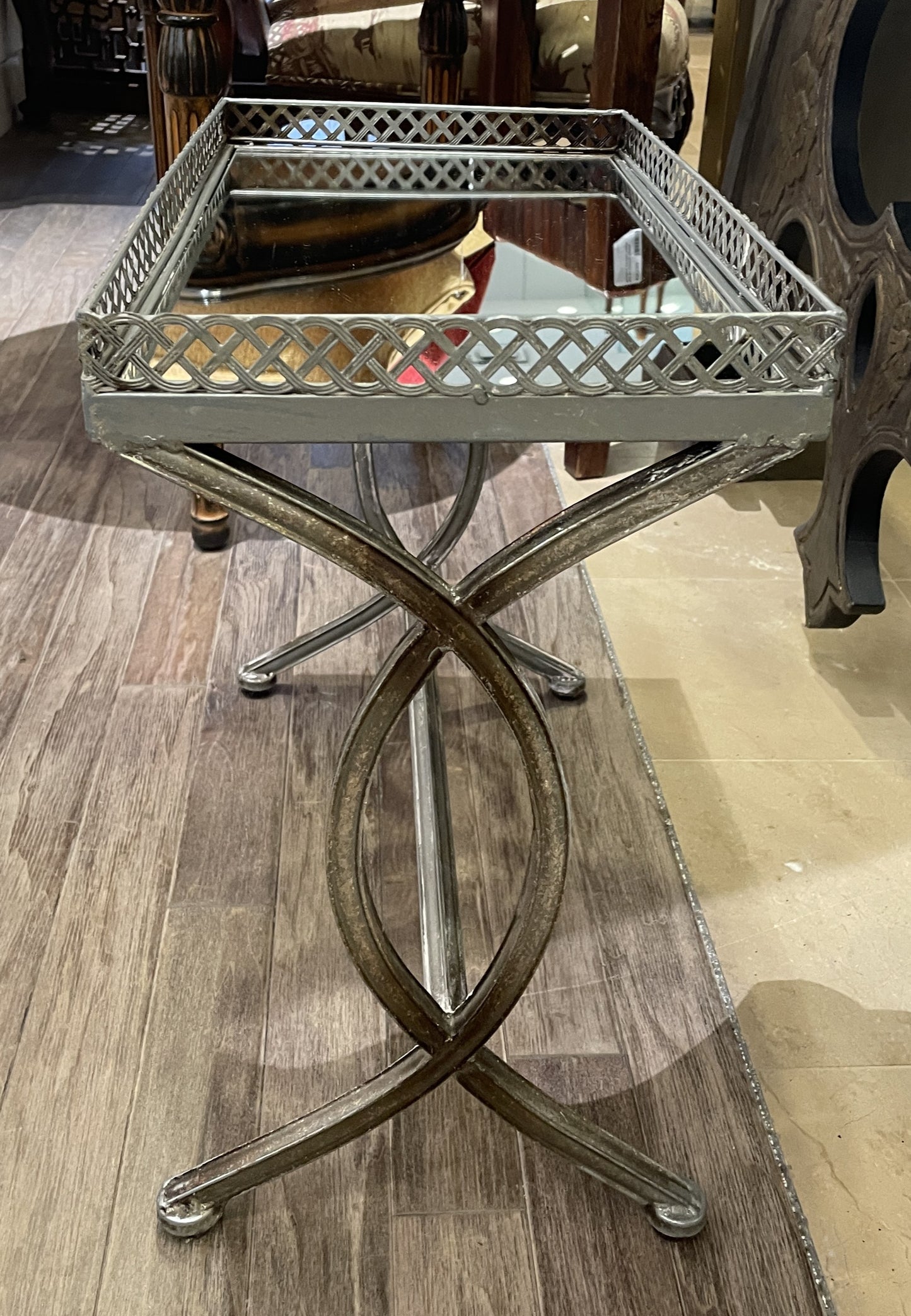 Metal and Mirrored Nesting Tables, set of 2 (01D02M)