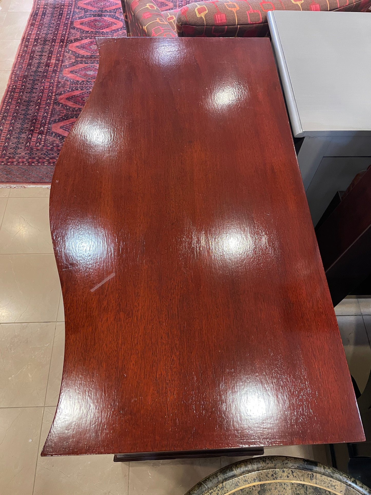 Mahogany Bachelors Chest AS IS (0H000R)