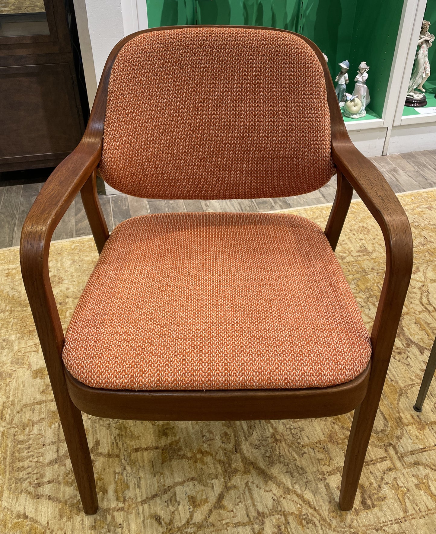 Don Petitt for Knoll Bentwood Chair (0KQ001)