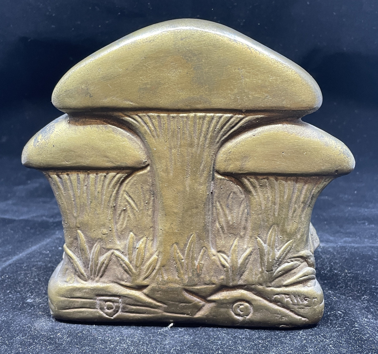 Armor Bronze Magic Mushroom Bookends by Allen (0H0008)