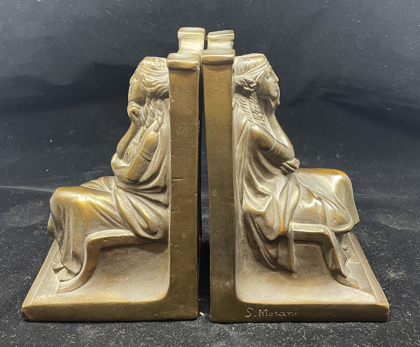 Armor Bronze Silence Bookends by Morani (0H0009)