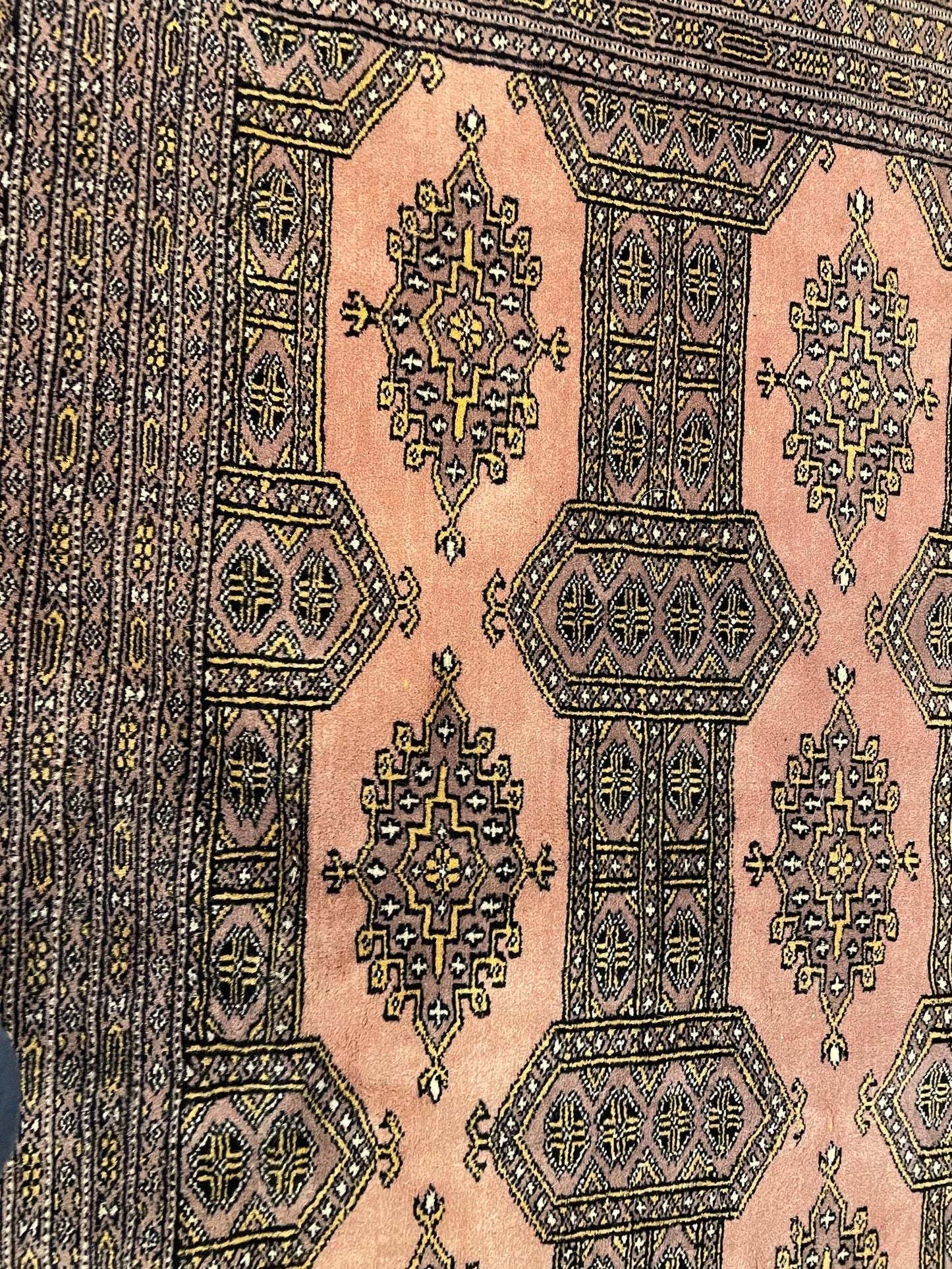 Mauve and Cream Bokhara Rug, Hand Knotted (7'11x11') (051001)