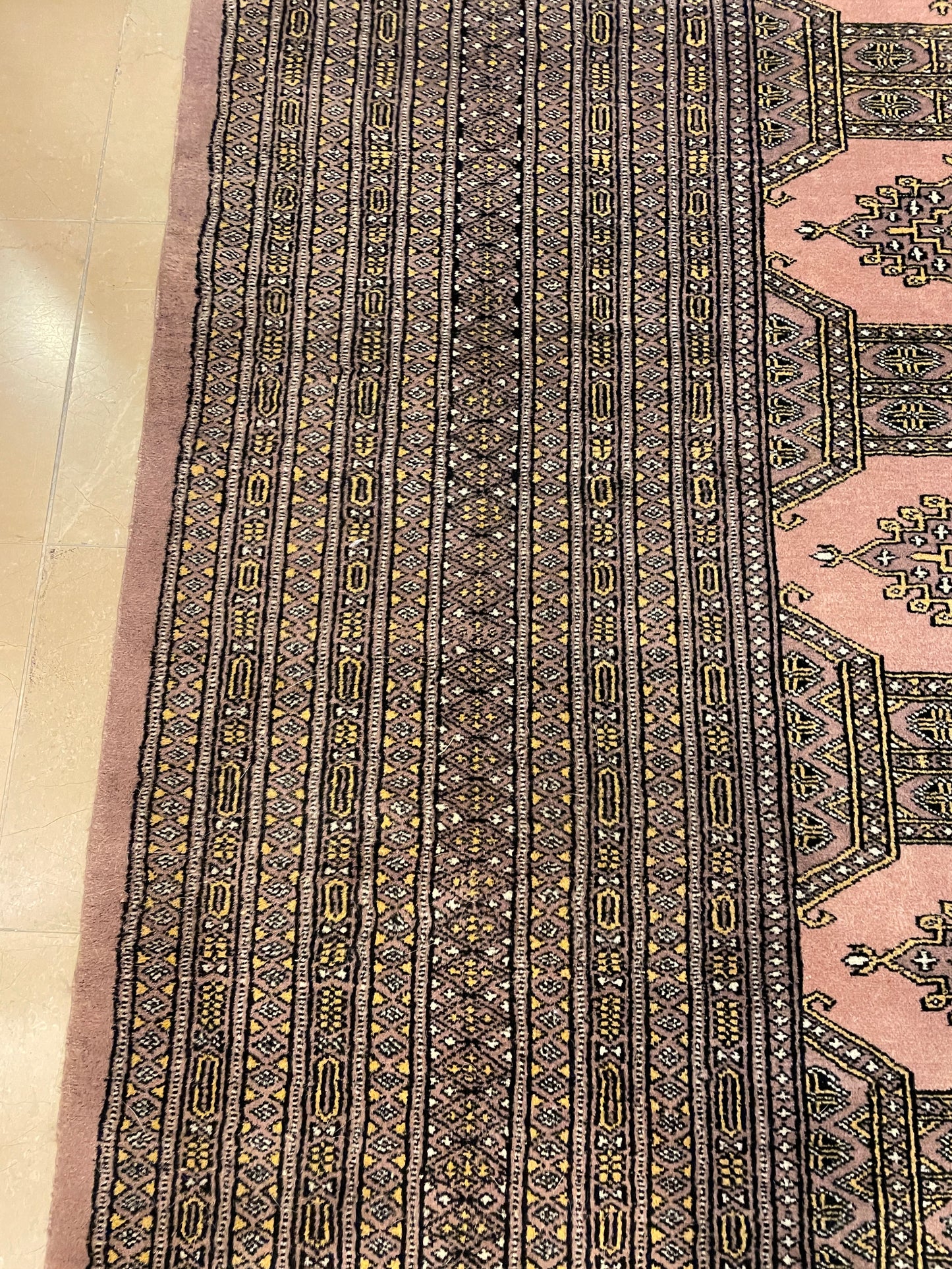 Mauve and Cream Bokhara Rug, Hand Knotted (7'11x11') (051001)