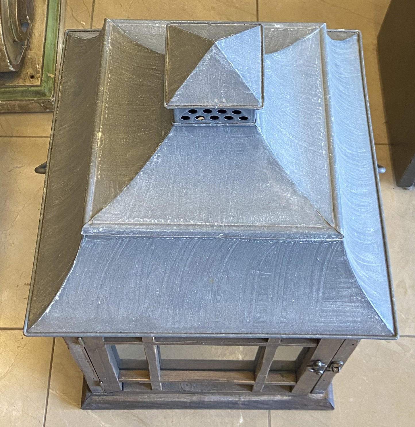 Pottery Barn Garrison Indoor-Outdoor Lantern (6 Available) (2ZEXBY)