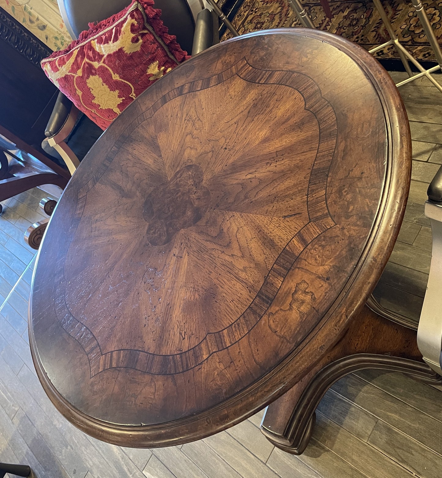 FBIS Center Table (0OI006)
