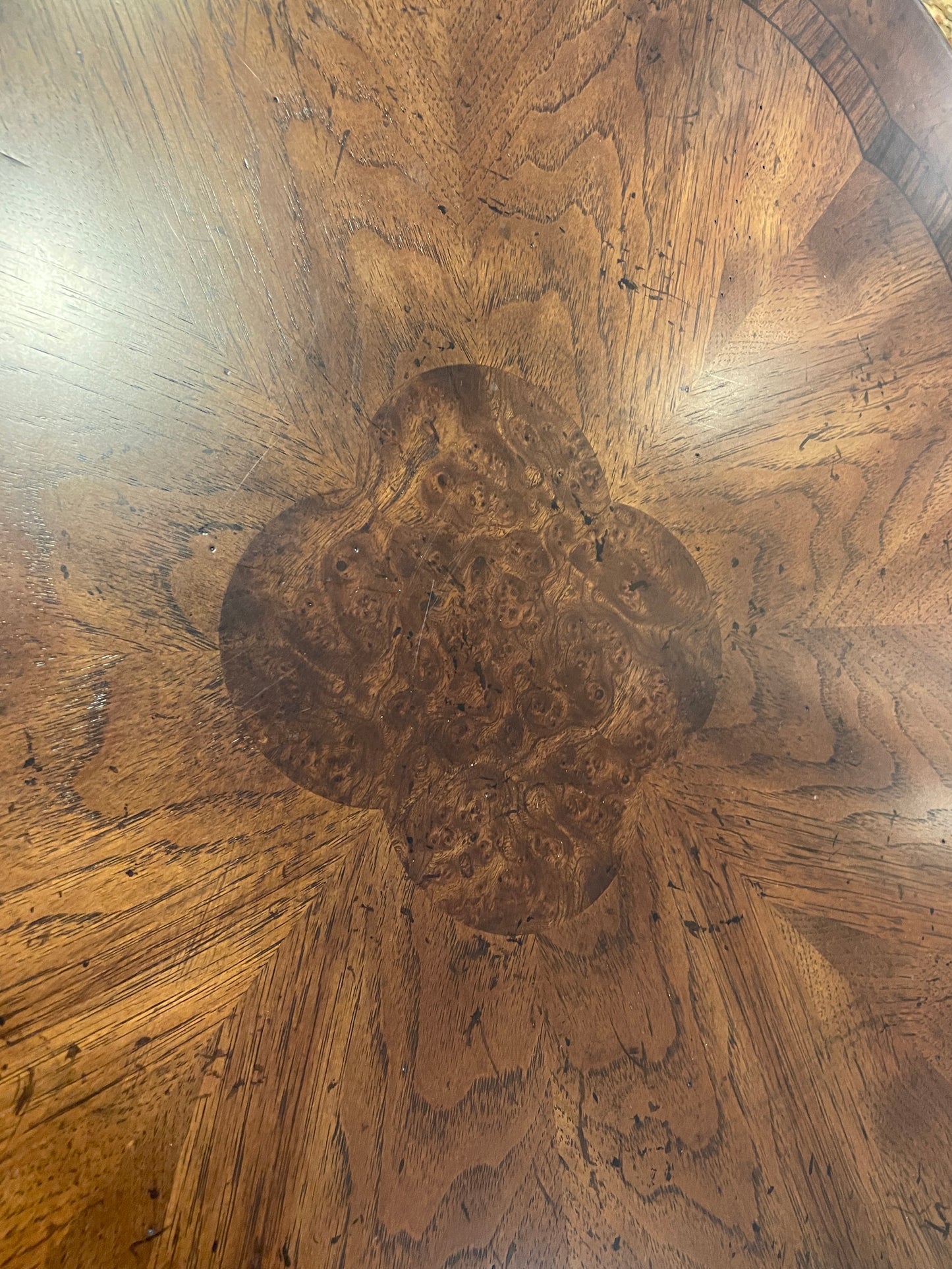 FBIS Center Table (0OI006)