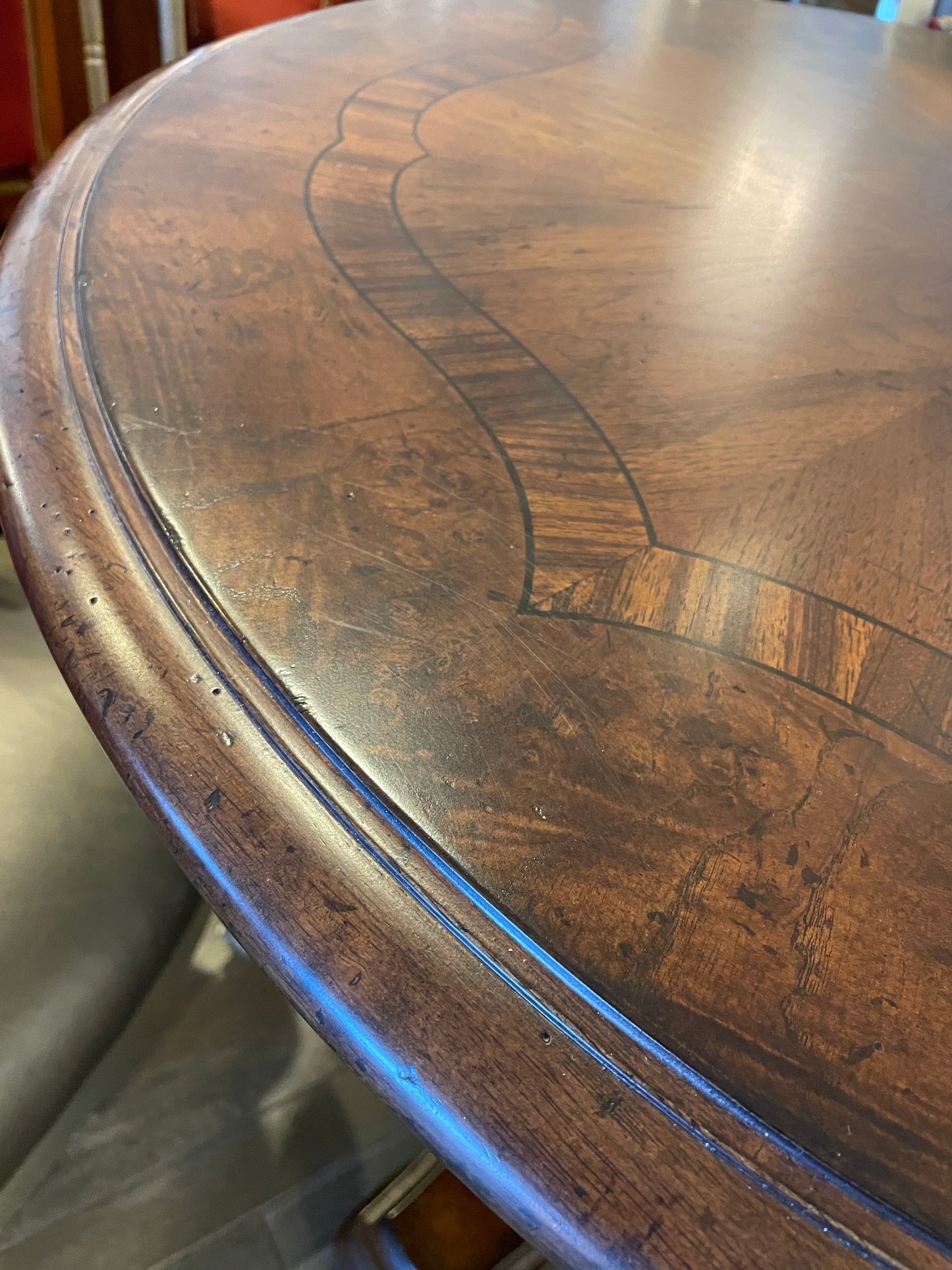 FBIS Center Table (0OI006)