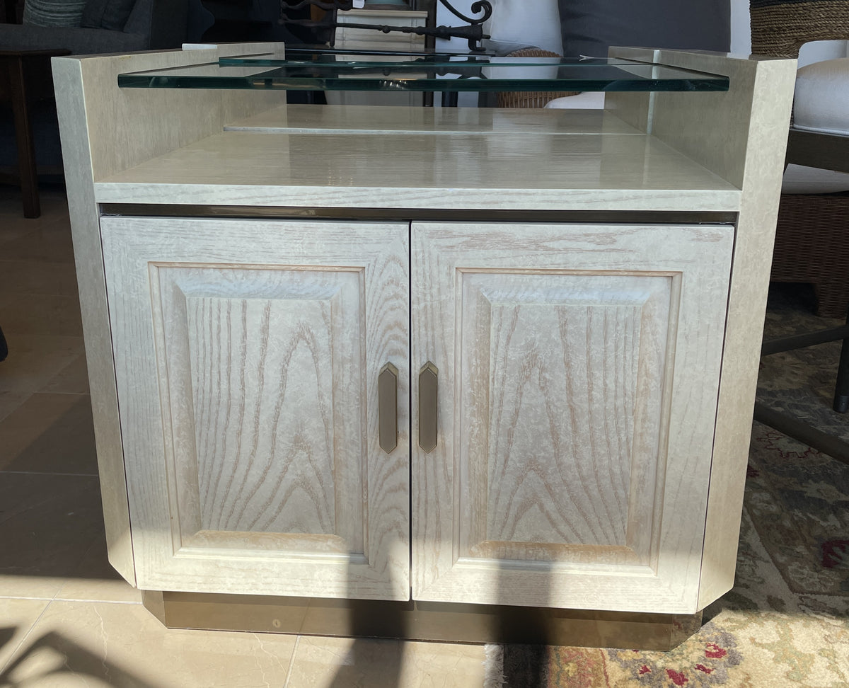 Henredon Charisma Nightstands, a pair AS IS (0OK001)