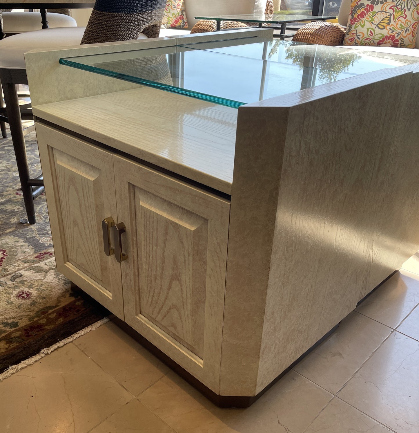 Henredon Charisma Nightstands, a pair as is (0OK001)