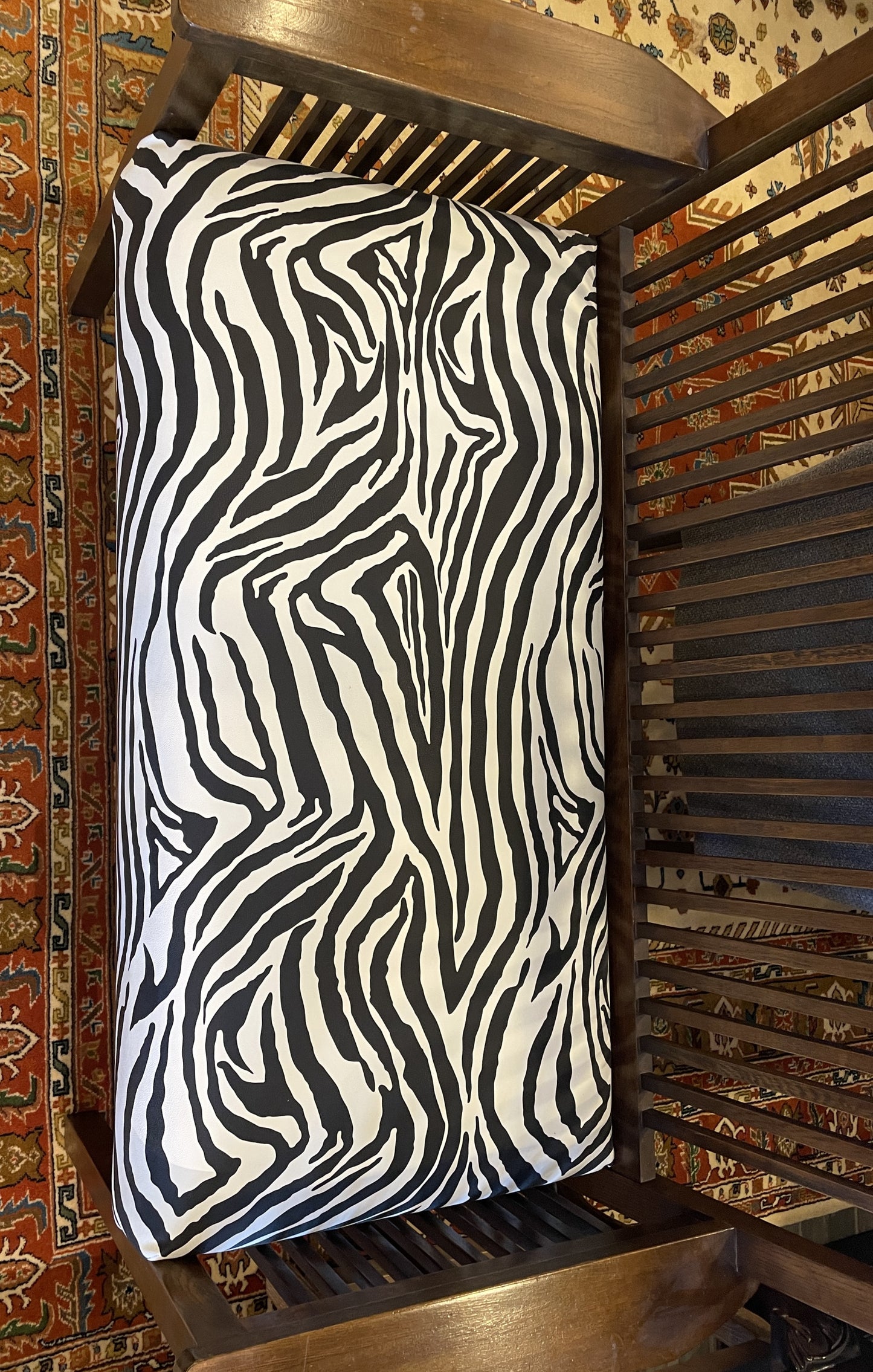 Mission Bench with Zebra Vinyl Upholstery (0H3002)
