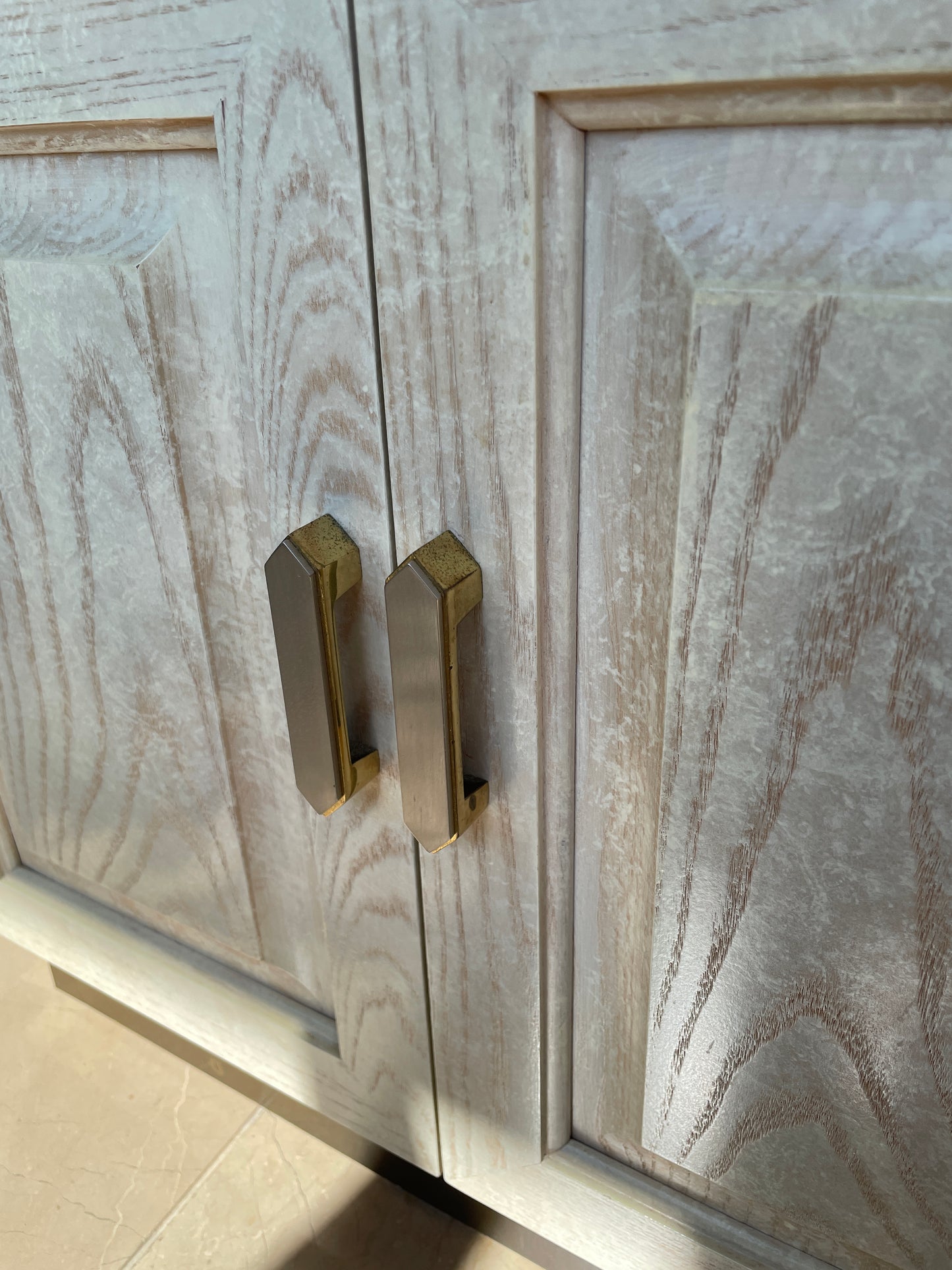 Henredon Charisma Nightstands, a pair as is (0OK001)
