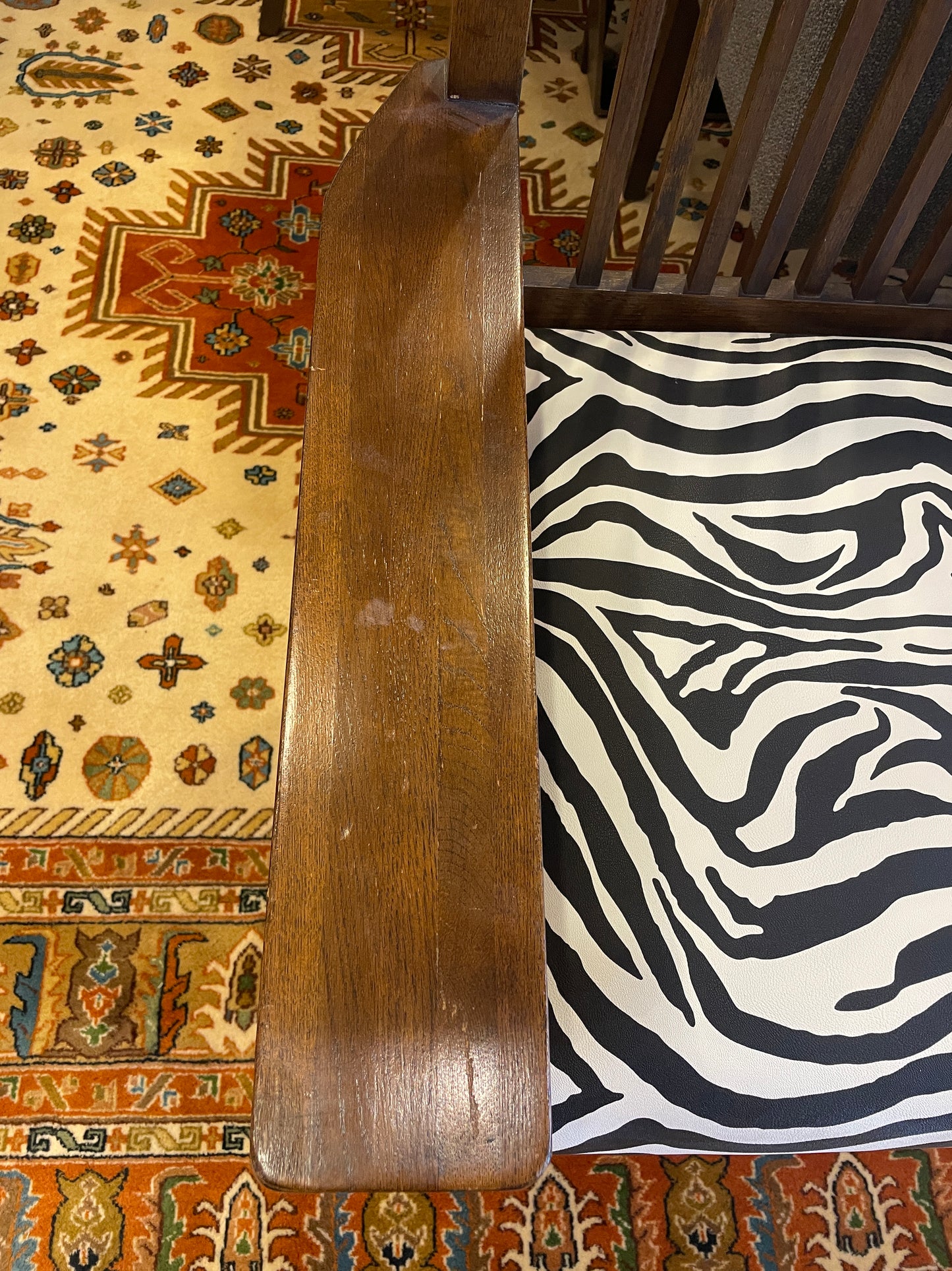 Mission Bench with Zebra Vinyl Upholstery (0H3002)