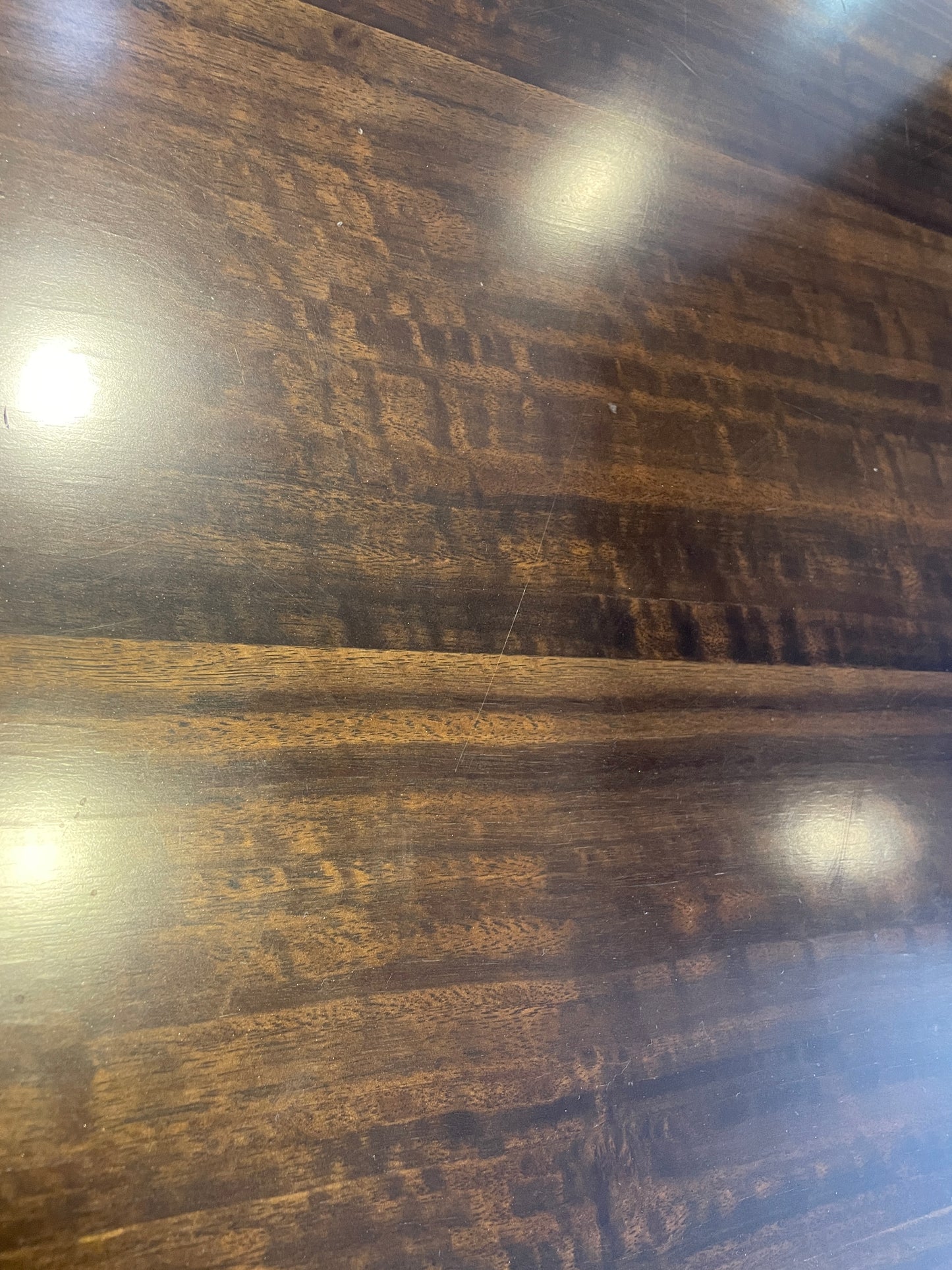 Caracole Streamline Dining Table with one leaf (0H300F)