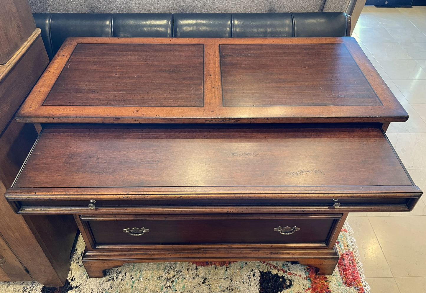 Lexington Palmer Home Bachelor's Chest (0CX001)