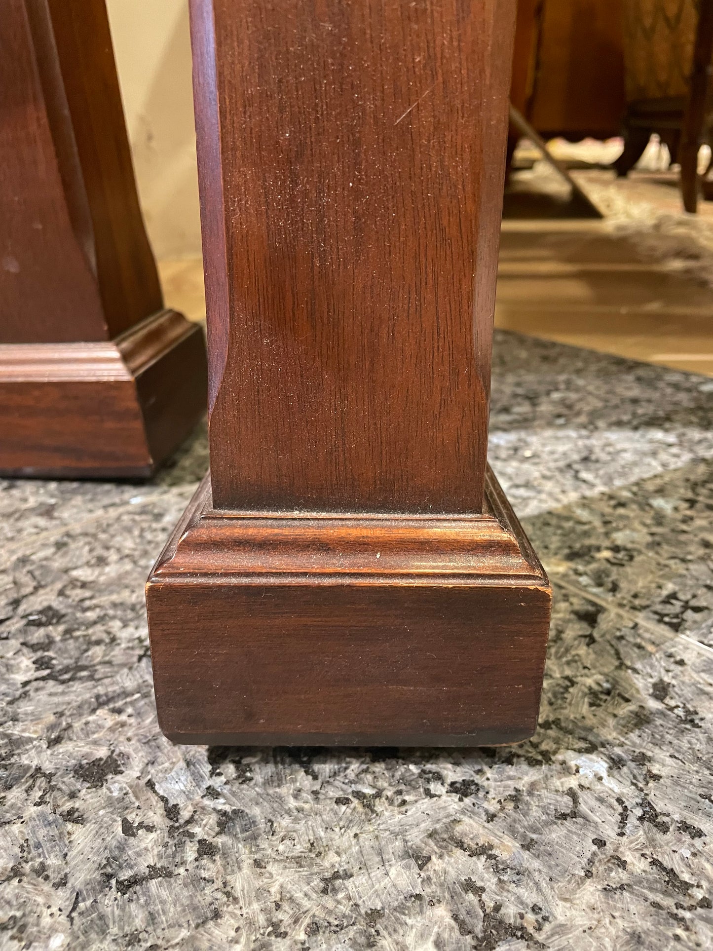 Henkel Harris Mahogany Canopy Queen Bed (3Q18X3)
