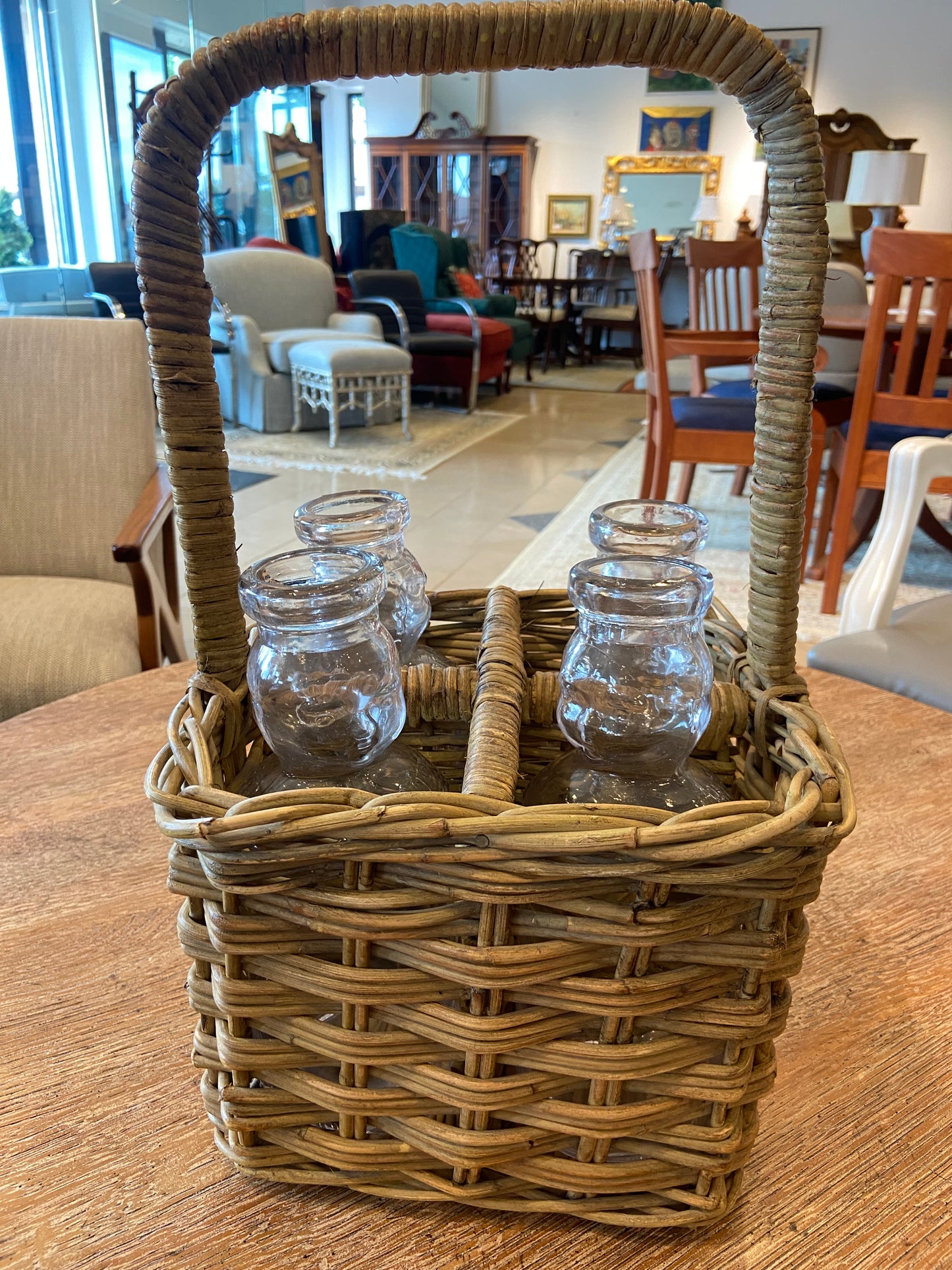 Basket with Four Babyhead Bottles (24298)