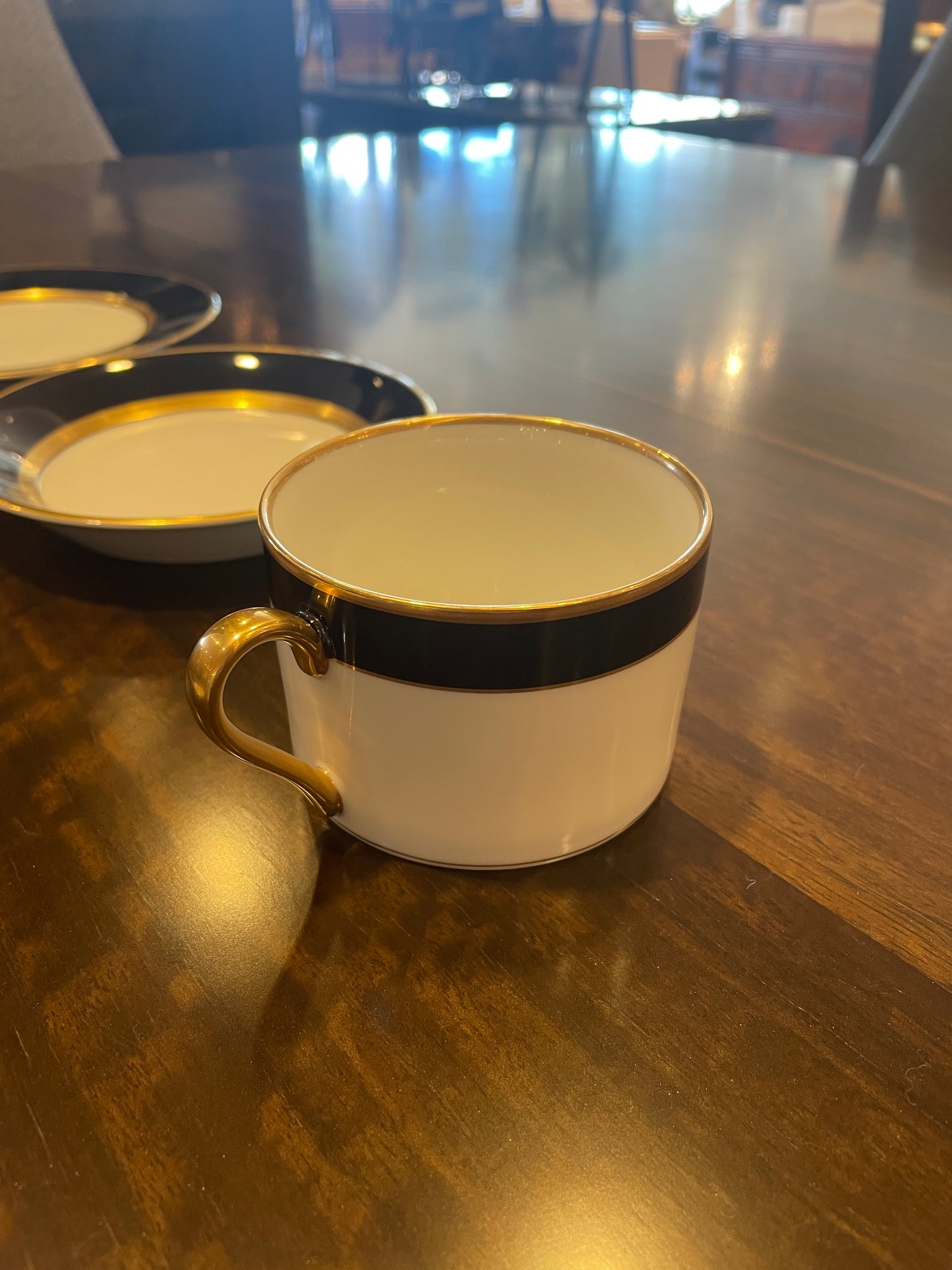Fitz and Floyd Renaissance Black China Set (0D300C)