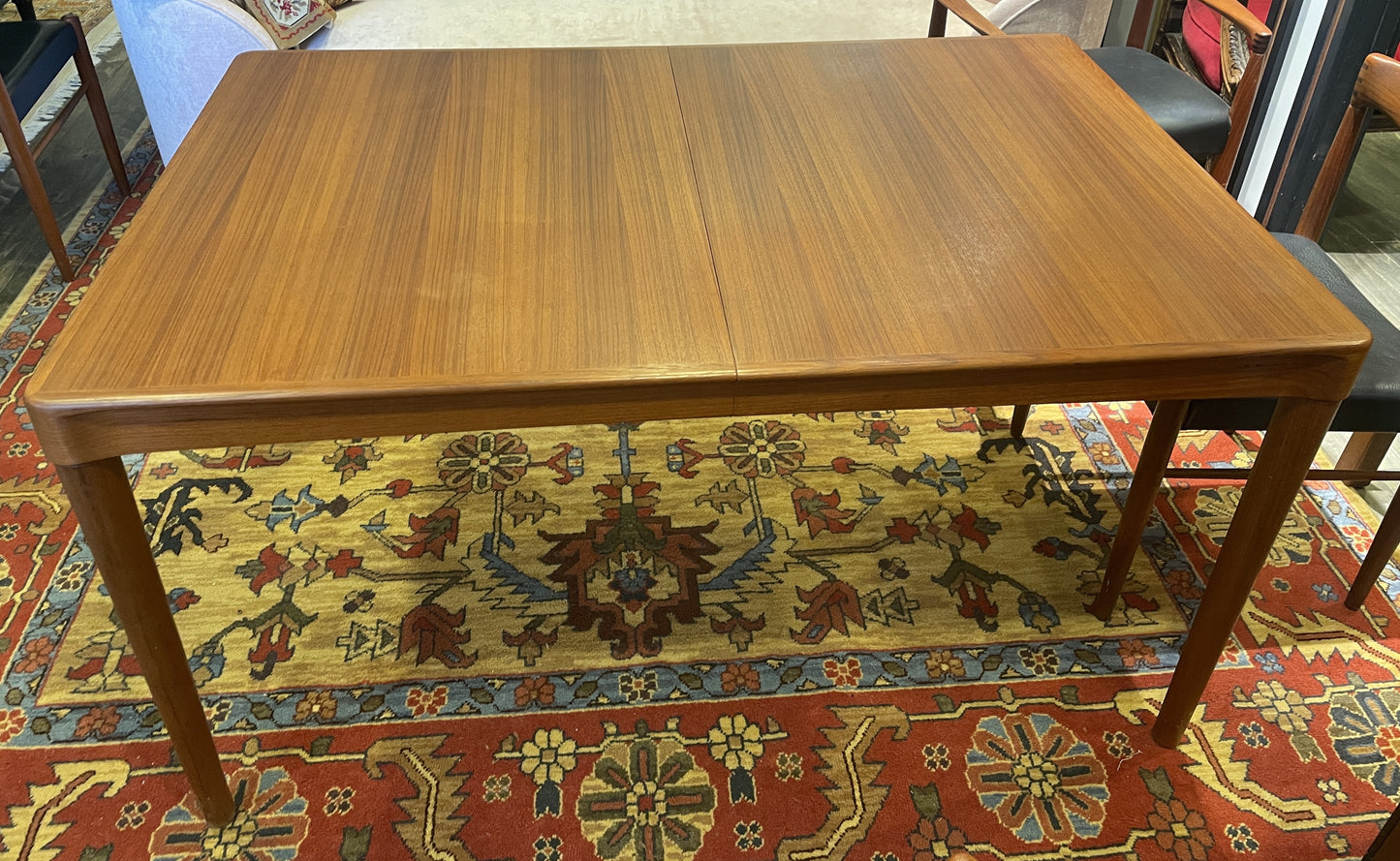Bramin by HW Klein Mid Century Teak Dining Table and 6 Chairs (0L0001)