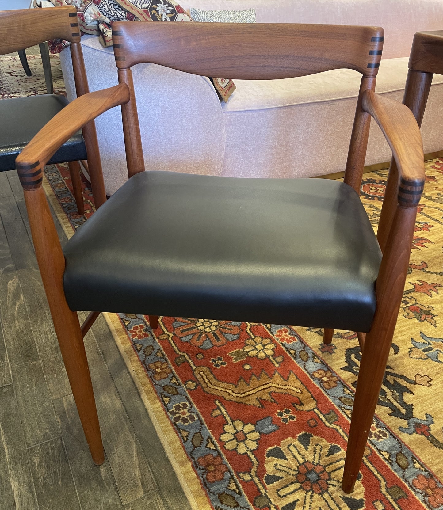 Bramin by HW Klein Mid Century Teak Dining Table and 6 Chairs (0L0001)