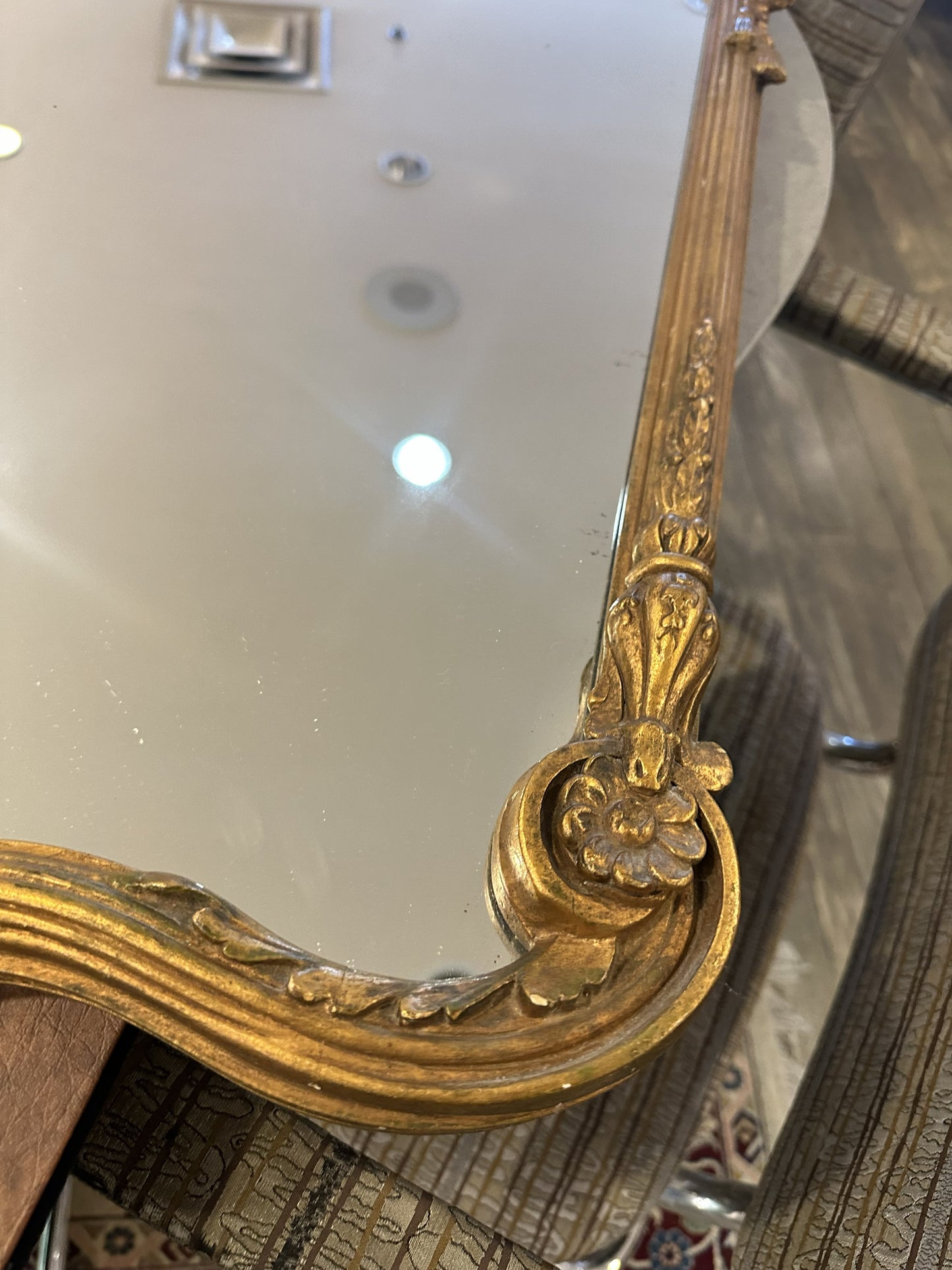 Vintage Gilt Mirror with Rope and Floral detailing (012008)