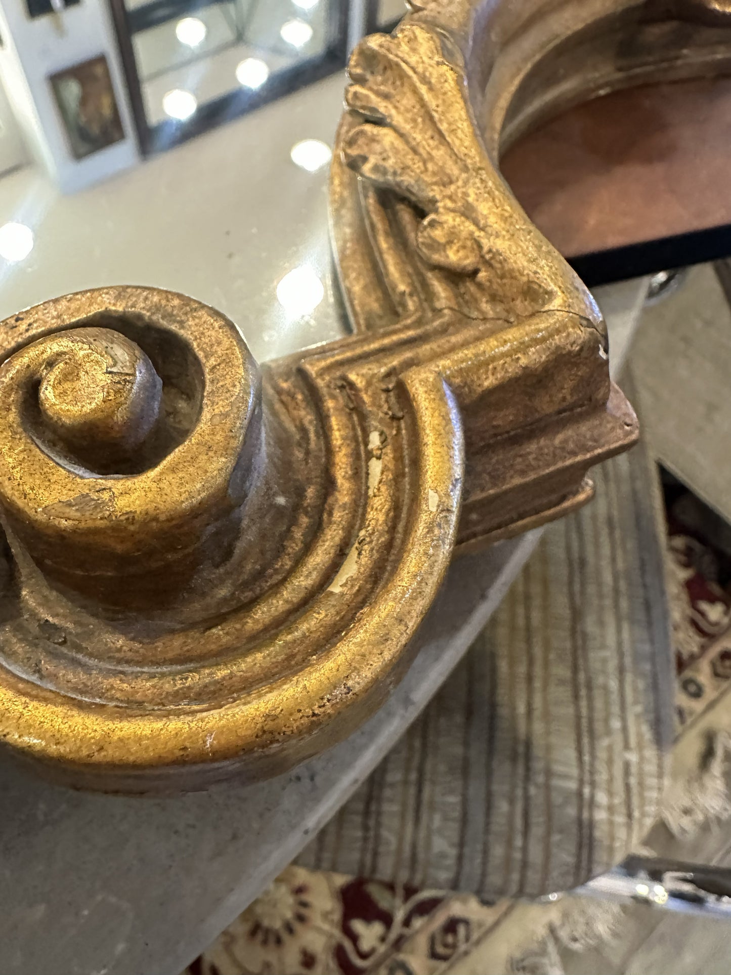 Vintage Gilt Mirror with Rope and Floral detailing (012008)